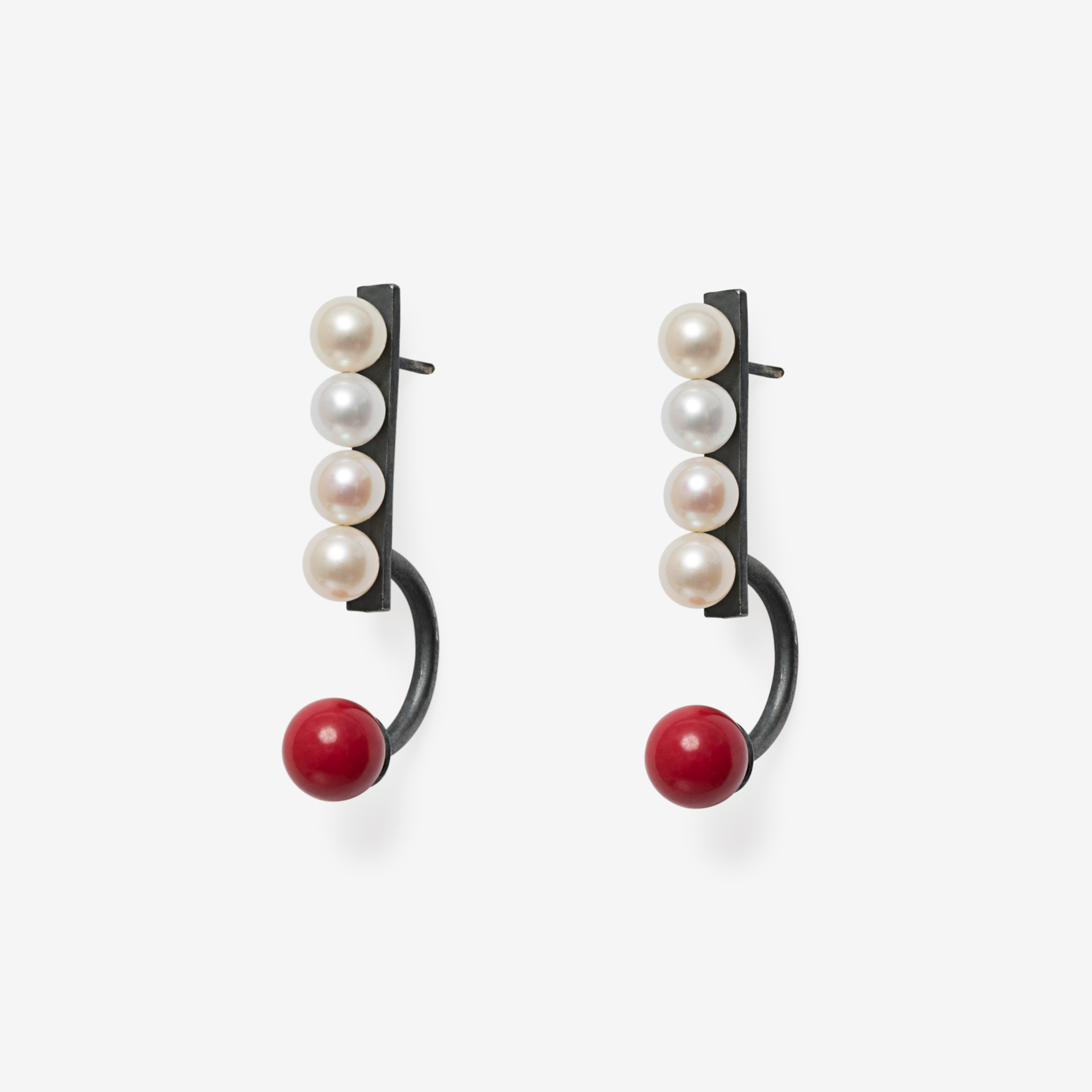 broken square earrings with 4 pearls/coral