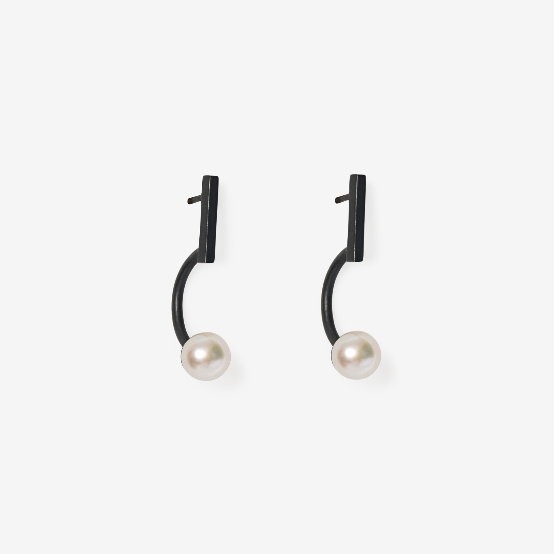 broken square with a pearl