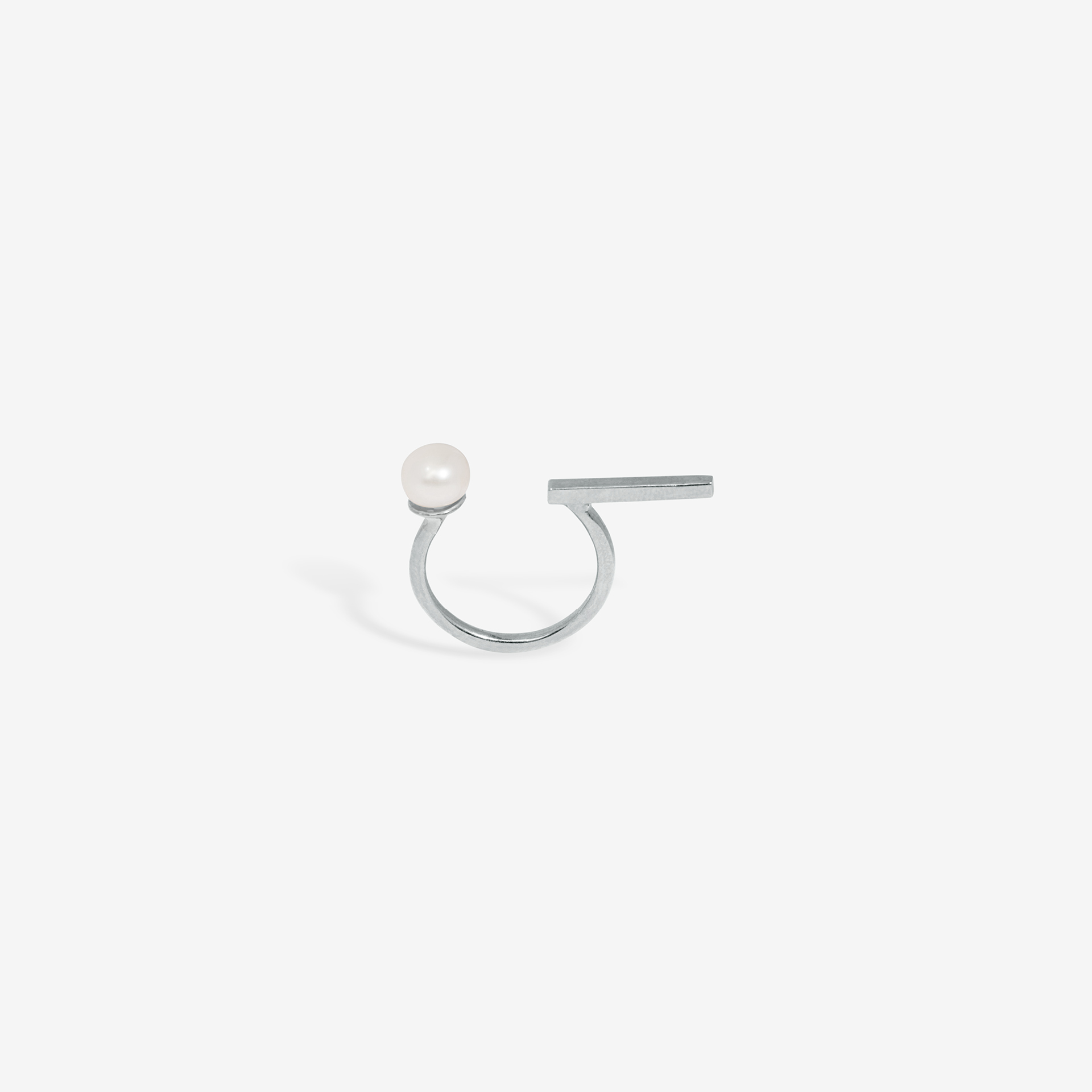 broken square ring with a pearl