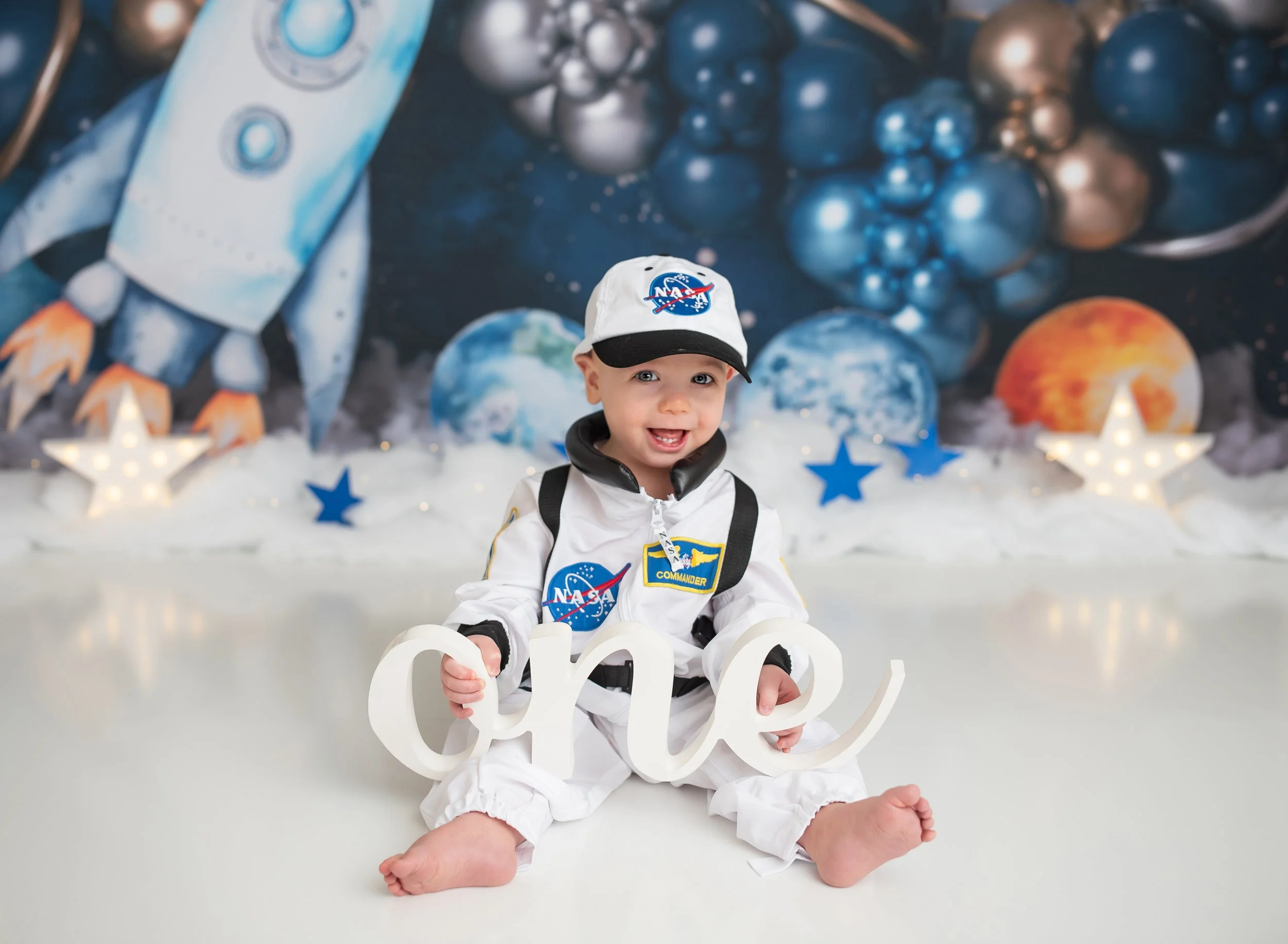 NASA Space virginia cake smash photography.jpg