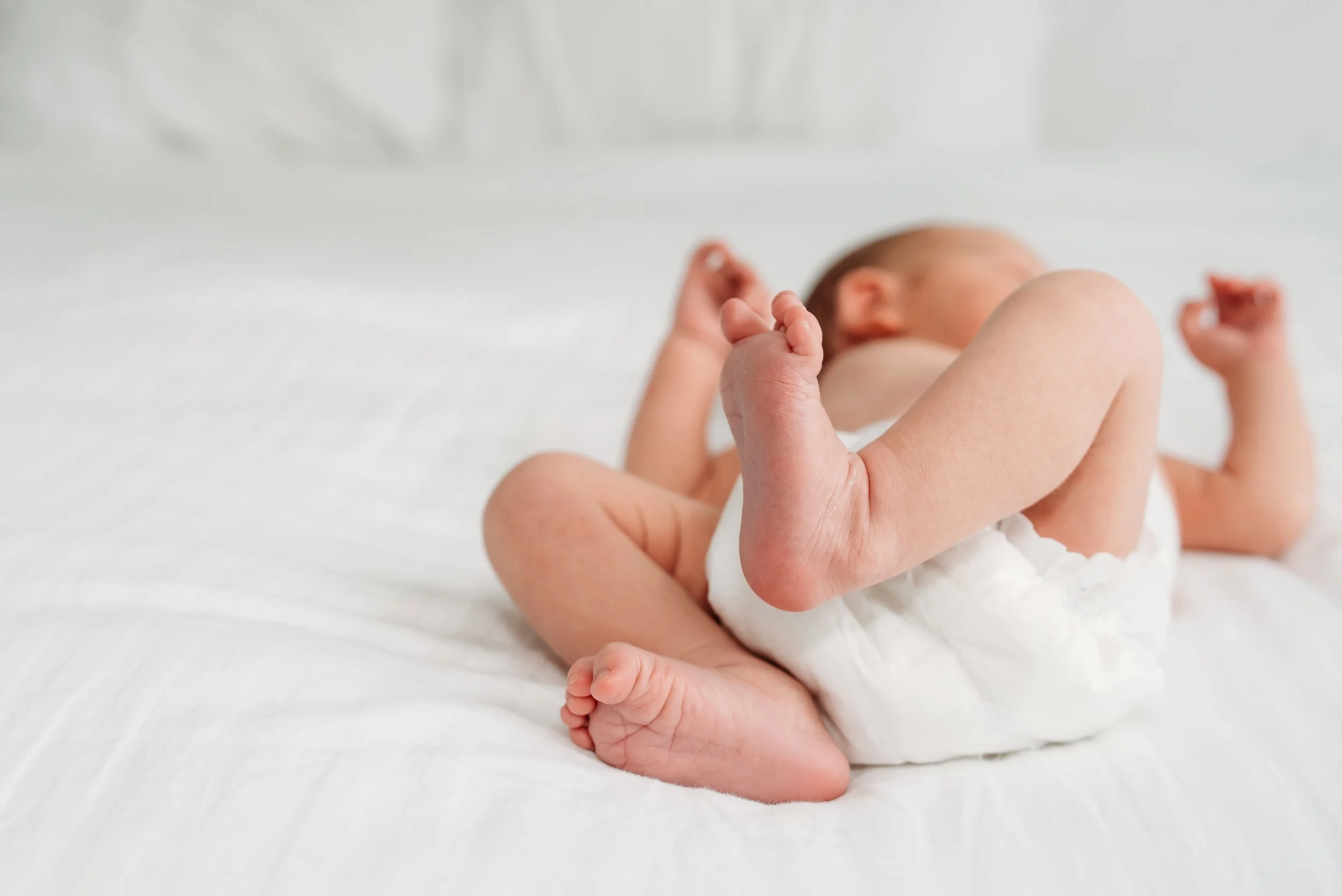 Bright Newborn Session 4.jpg