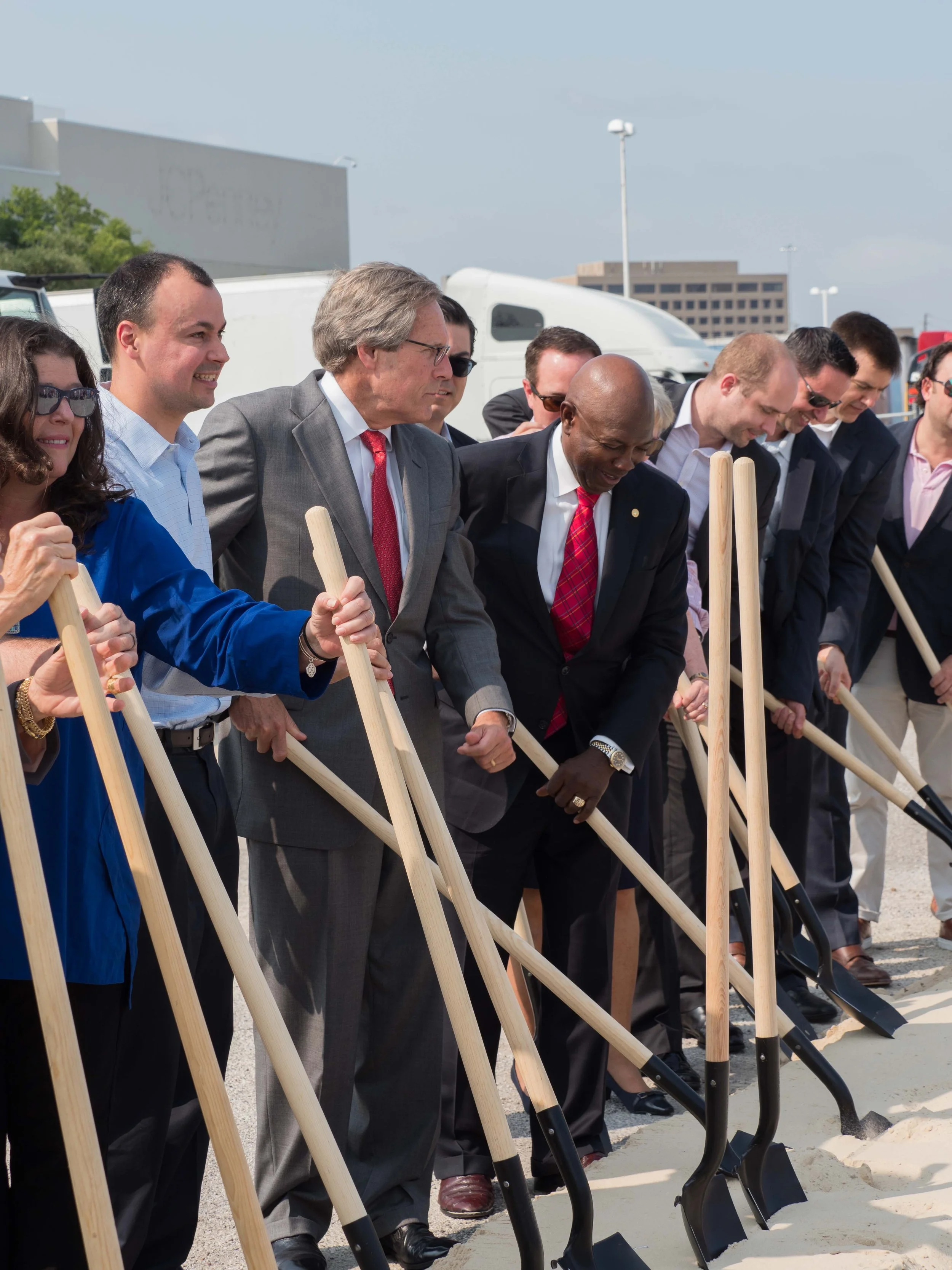 Valley View Demo Ceremony - June 2017-14.jpg