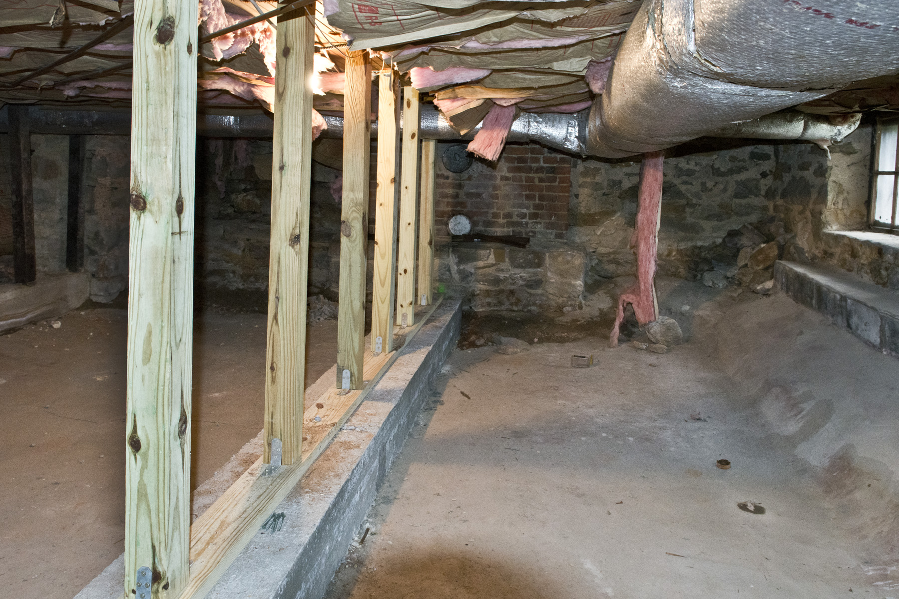  New structural supports under Haywood House 