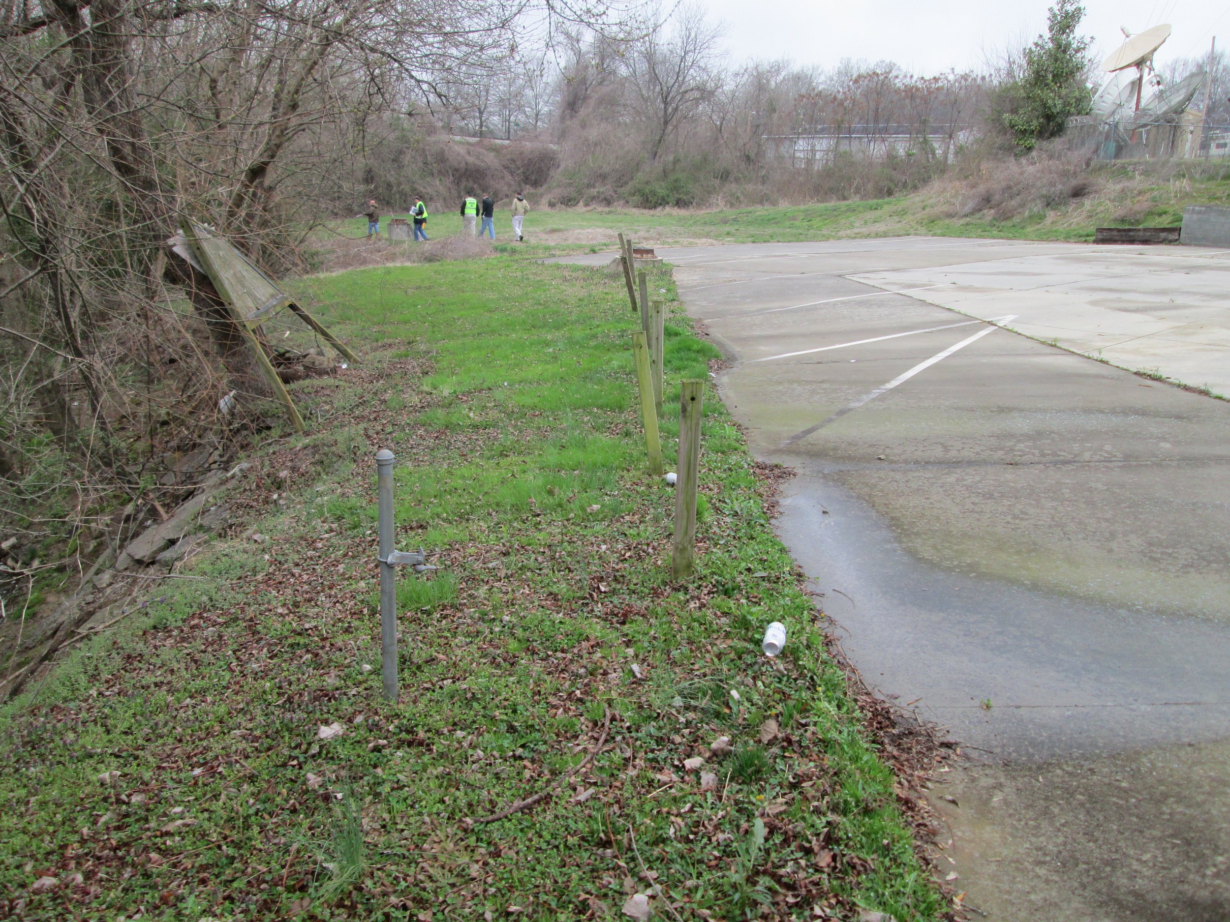 wall1_(run trail along existing concrete parking lot).JPG