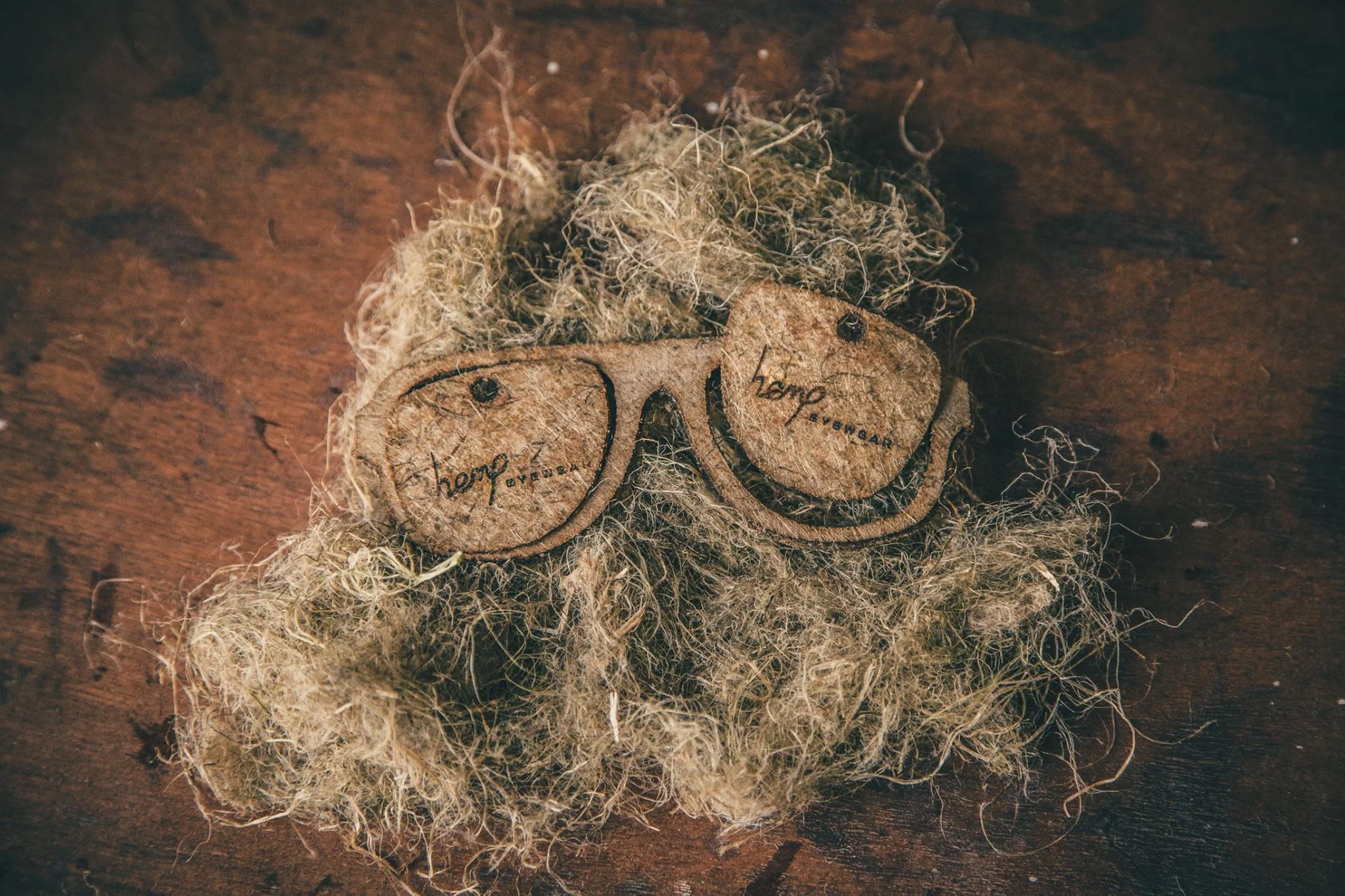 @hempeyewear