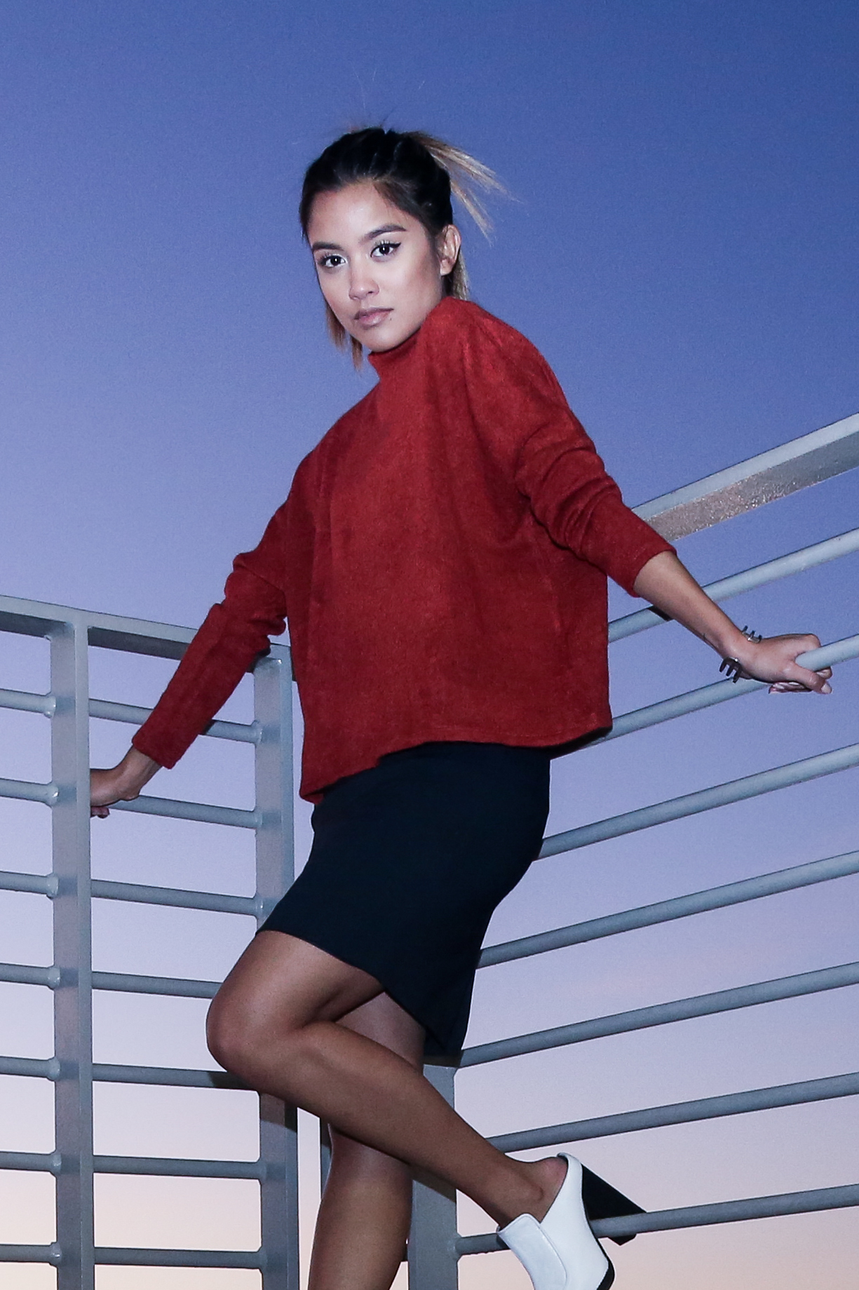  h&m sweater | h&m skirt ( similar ) | topshop shoes ( similar ) | pared eyewear frames | photos by jon macarewa