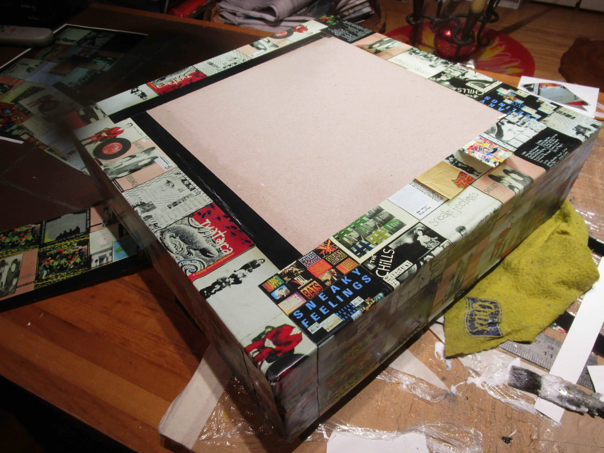 Edge and corner lining complete