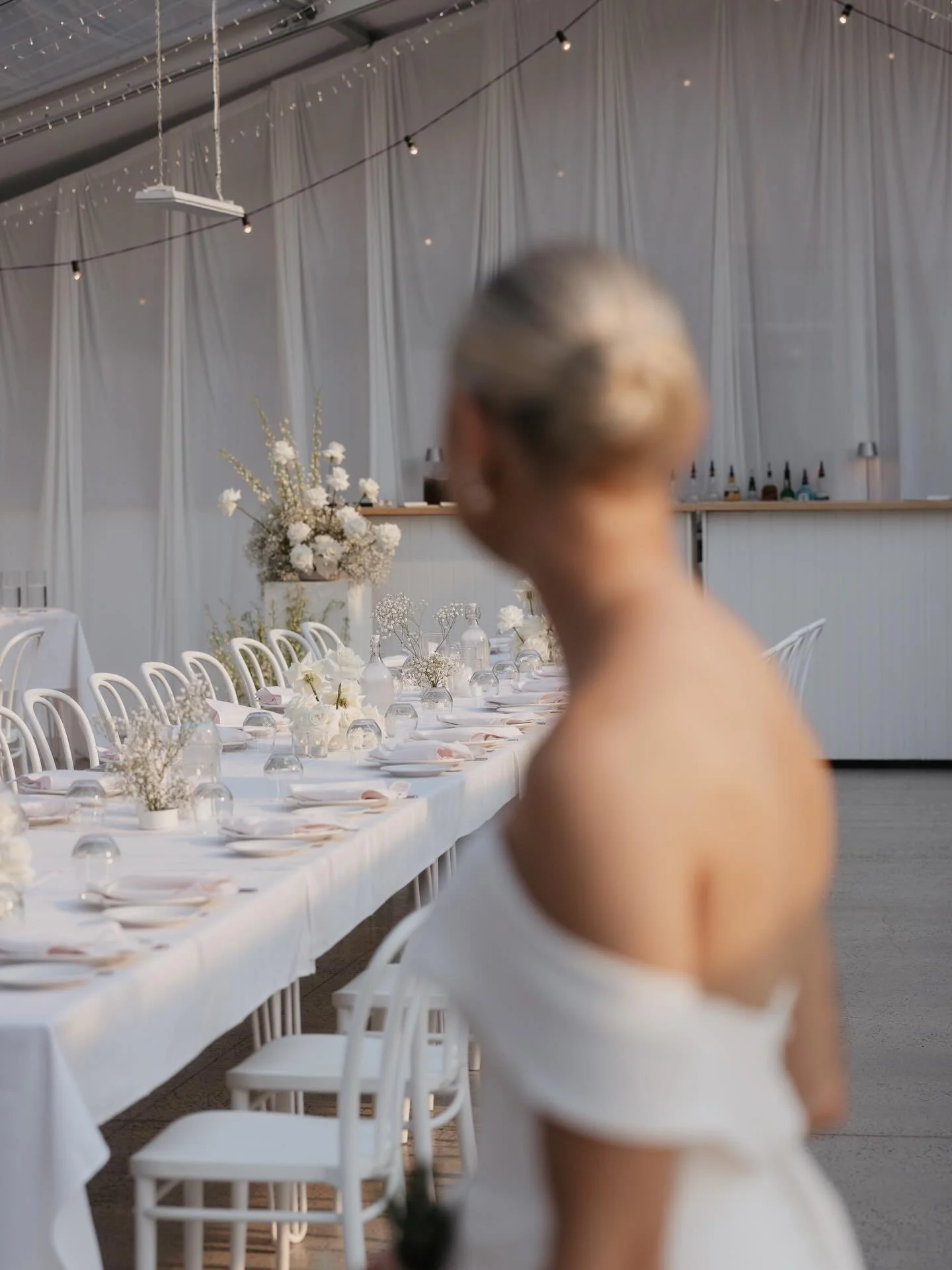 Reception moments from Hannah &amp; Tim&rsquo;s day 

@morganleephotography_