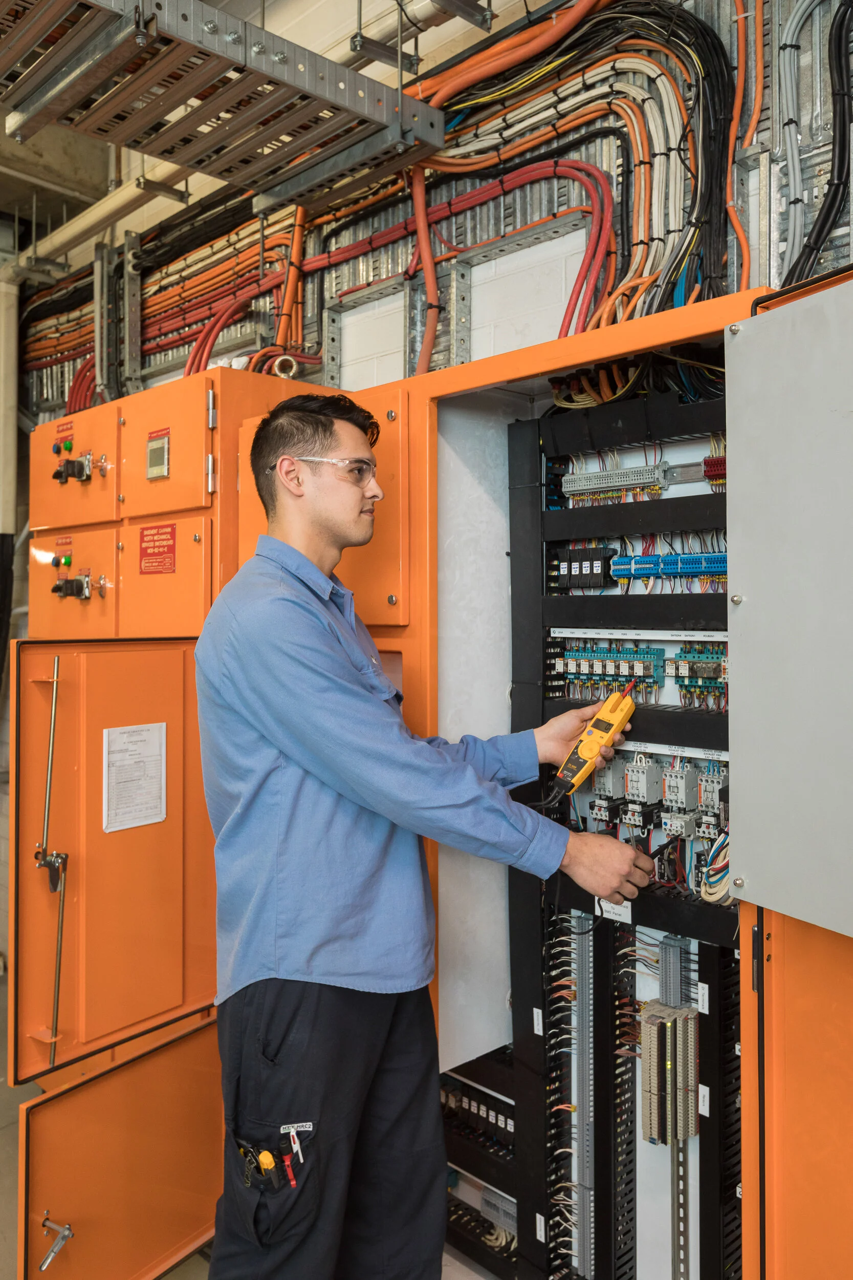 people-work-portrait-male-it-technician-power-board