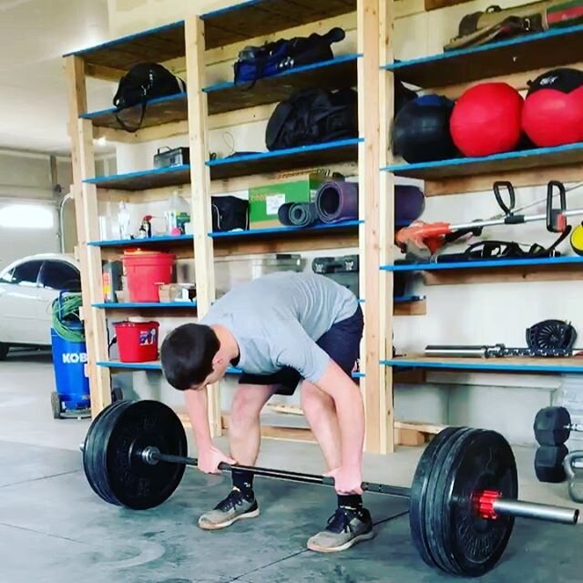 The Ellis family still committed to the work! @ashlin_ellis and @bigdall_101 hitting PR cleans from the comfort of home. It&rsquo;s great to see our #youthathletes embracing strength as a habit.

#BUILDINGSTRONGERHUMANS
#HansenAthletics #Pocatello #S