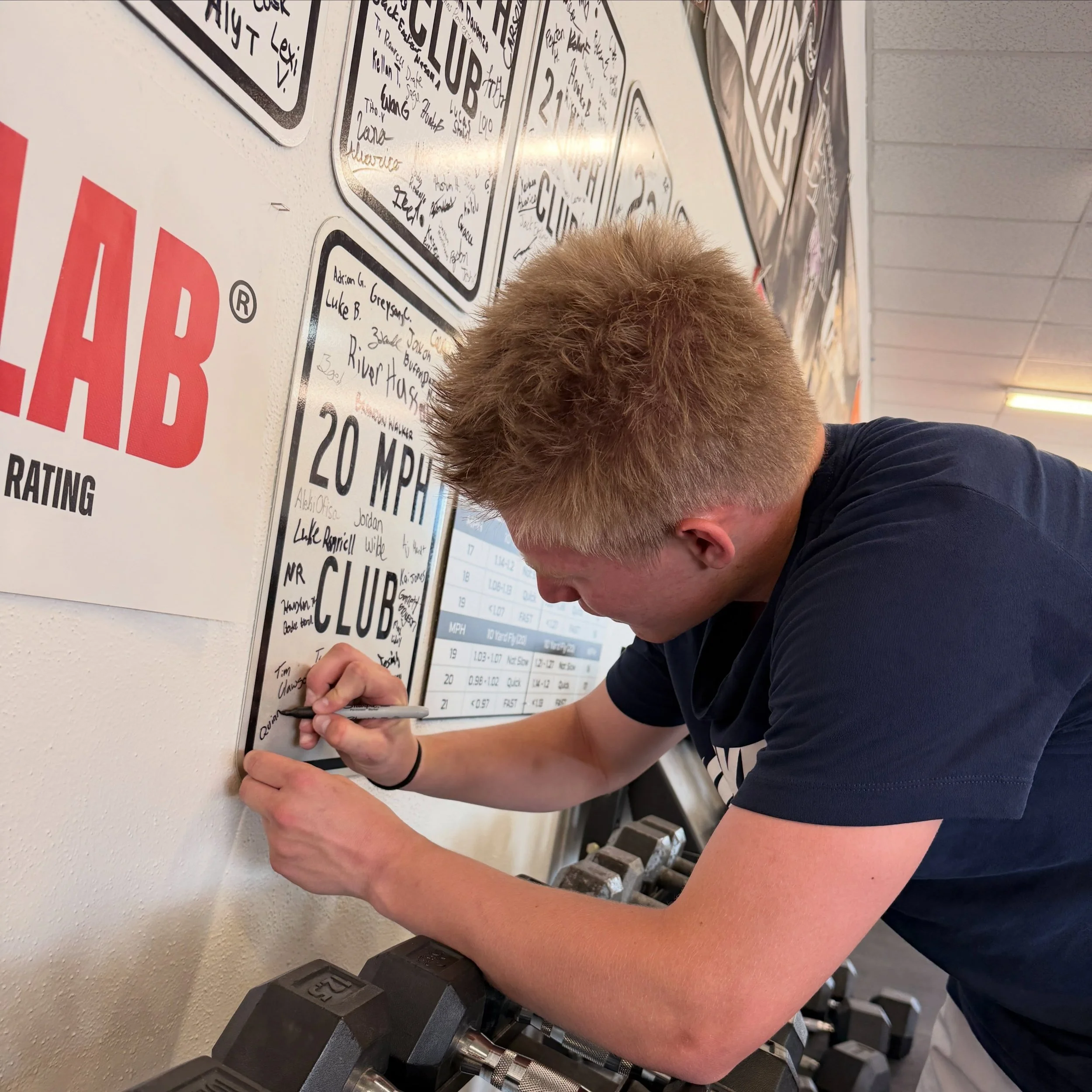 The crew keeps winning 🏆 

Big shoutout to the boys on finally cracking the 20mph board 📈

#BuildingStrongerHumans #AthleteDevelopment #Pocatello #Idaho #SpeedDevelopment