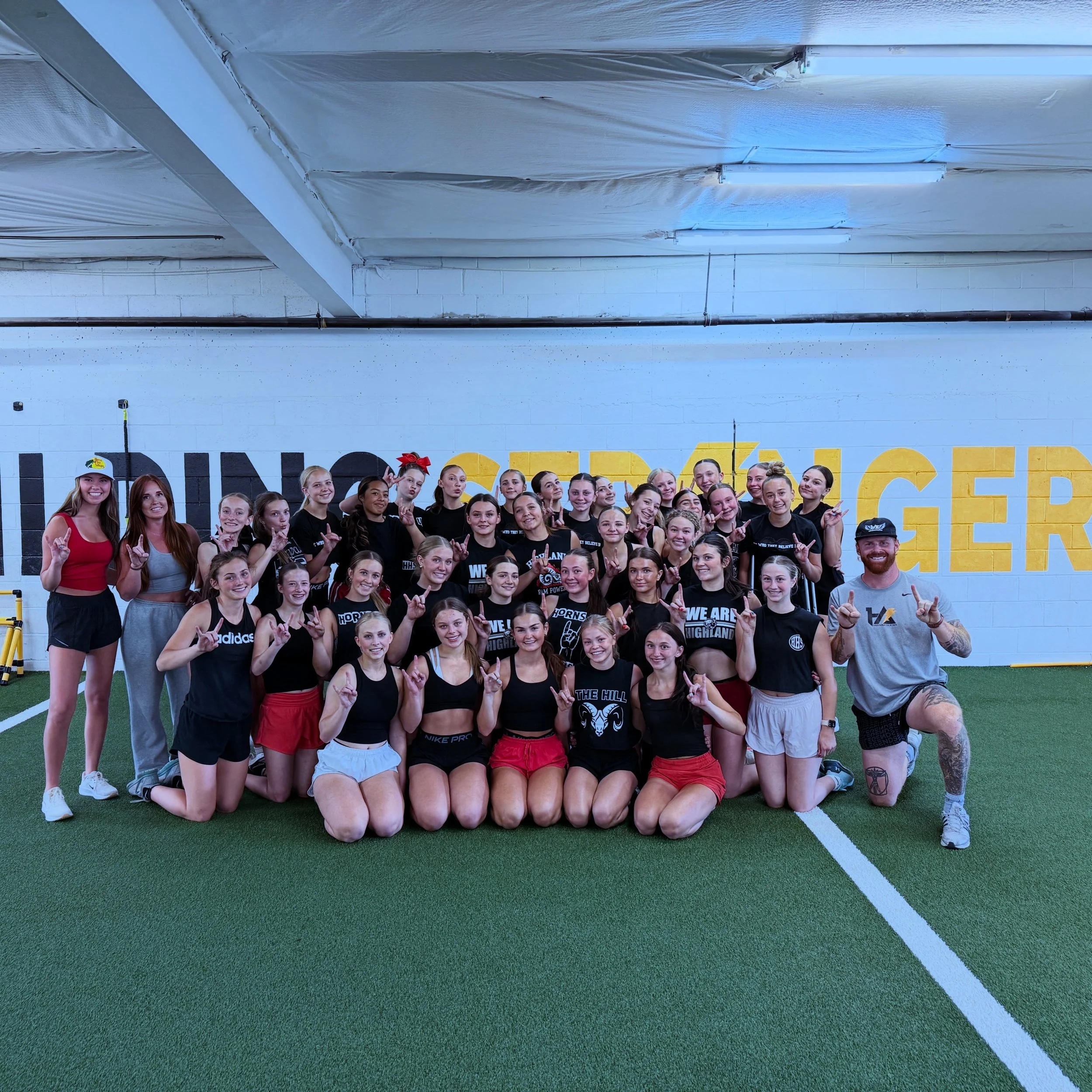 The summer of #cheerleader development 📈📈

@highland_cheer_  Year 4
@blackfootcheer Year 3
@pokycheer Year 1
@snakerivercheerleaders Year 1 

We are blessed to have the trust of these awesome coaches to help take their performance and health to the
