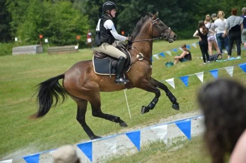 MacKenzie and Geronimo win FIRST time out!