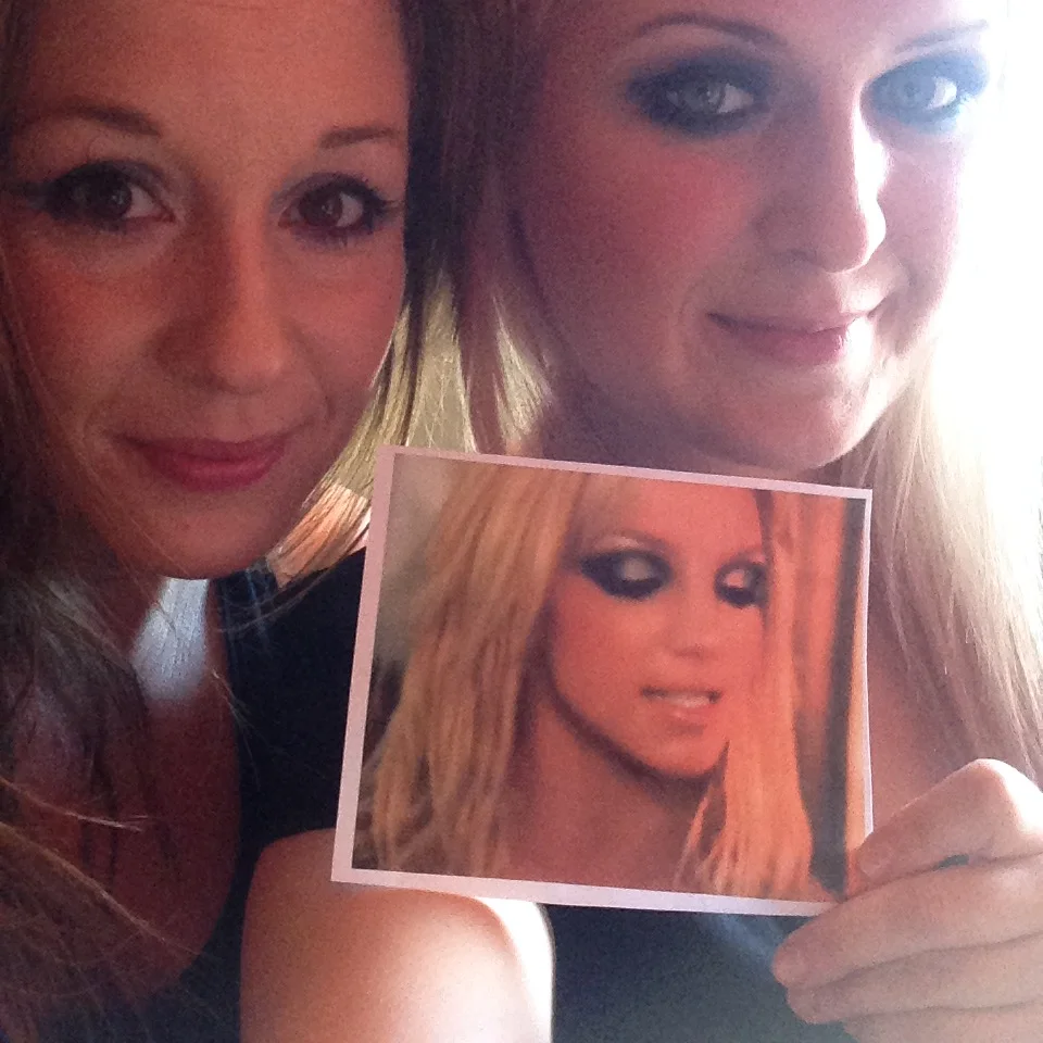 Britney I'm A Slave 4 U Makeup Tutorial