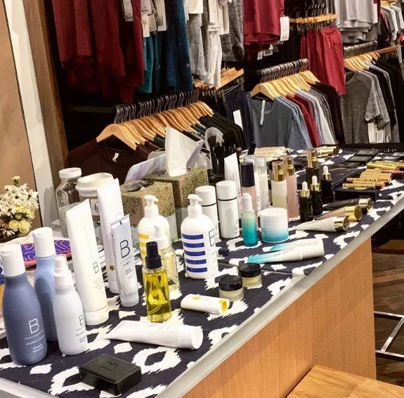 image via: @xotessiestyle at lululemon Anchorage