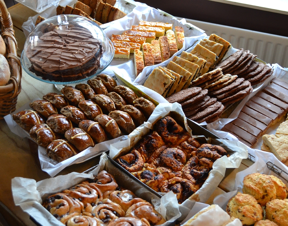 cakes above.jpg