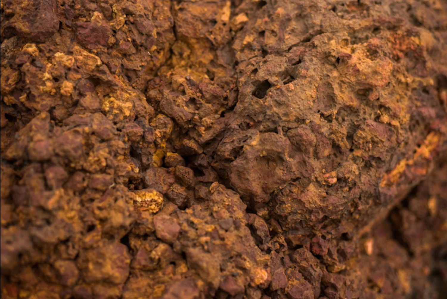 Lateritic soils are rich in aluminium and iron. Rocks on the Chalkewadi plateau, in the Satara district, show typical signs of weathering with the reddish tinges formed by rusting iron.