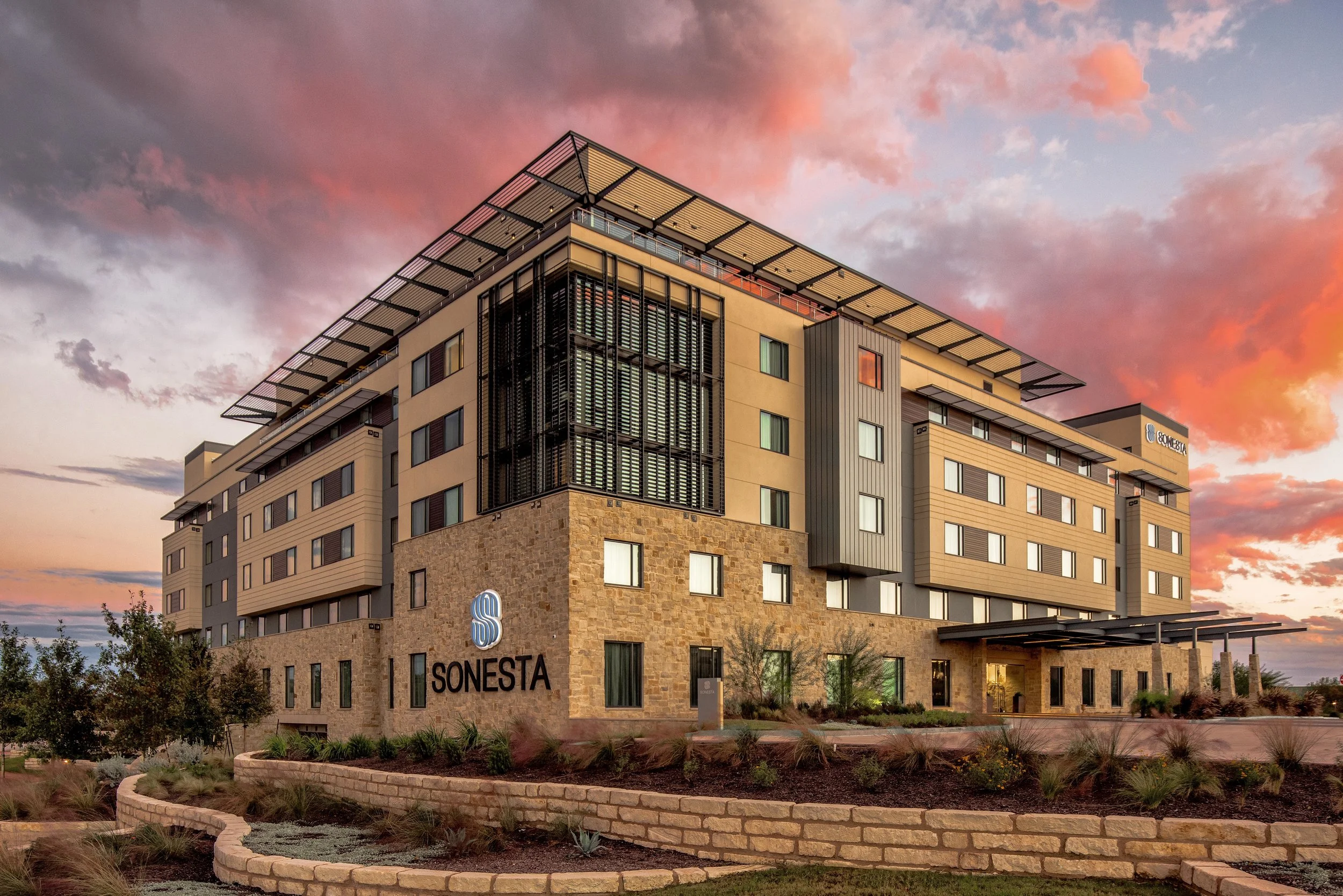 Sonesta Hotel