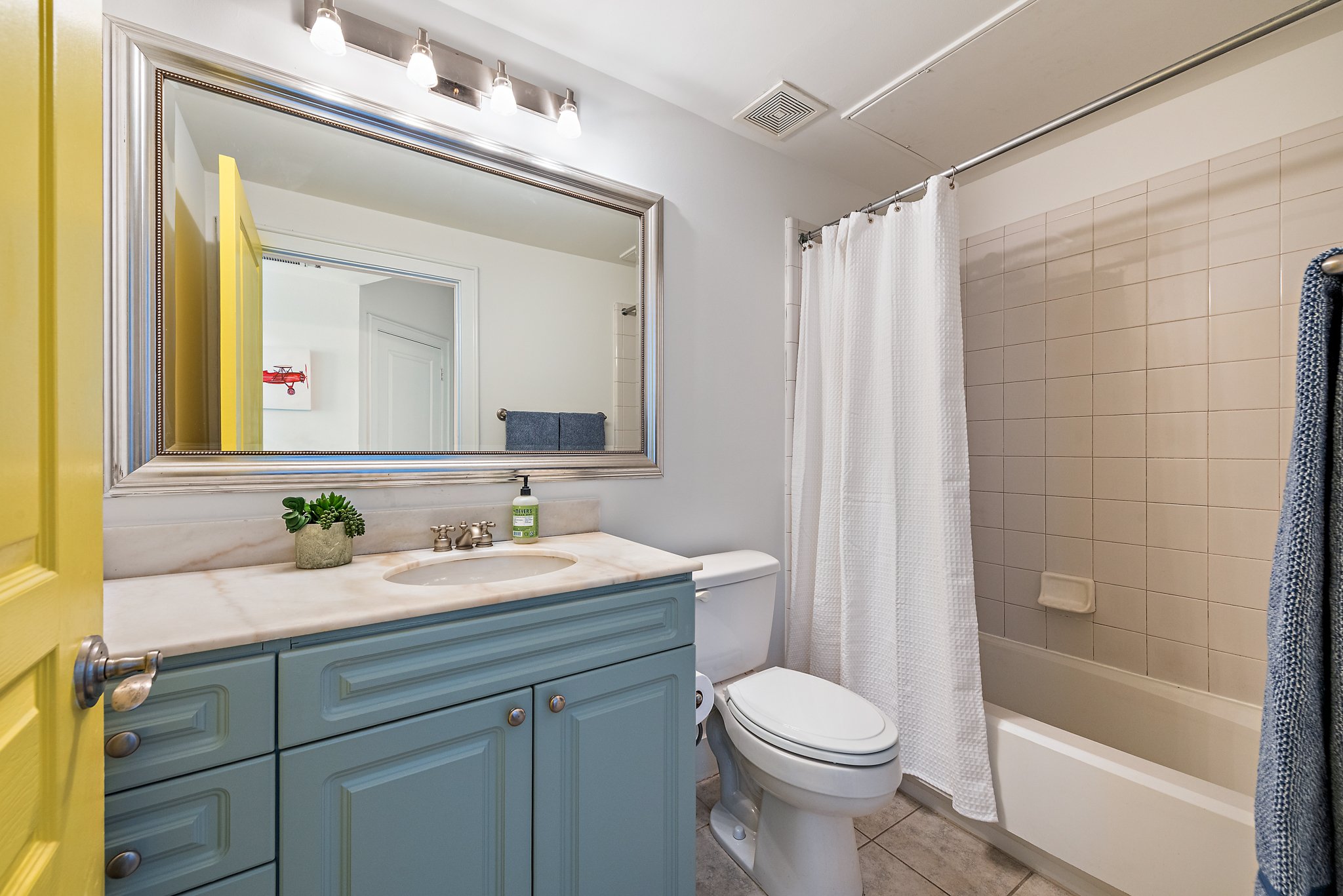 115 E Park Ave Unit 409-13.jpg