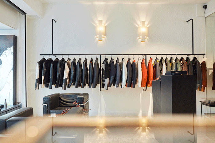 AliceBalas_Boutique-Paris.gif