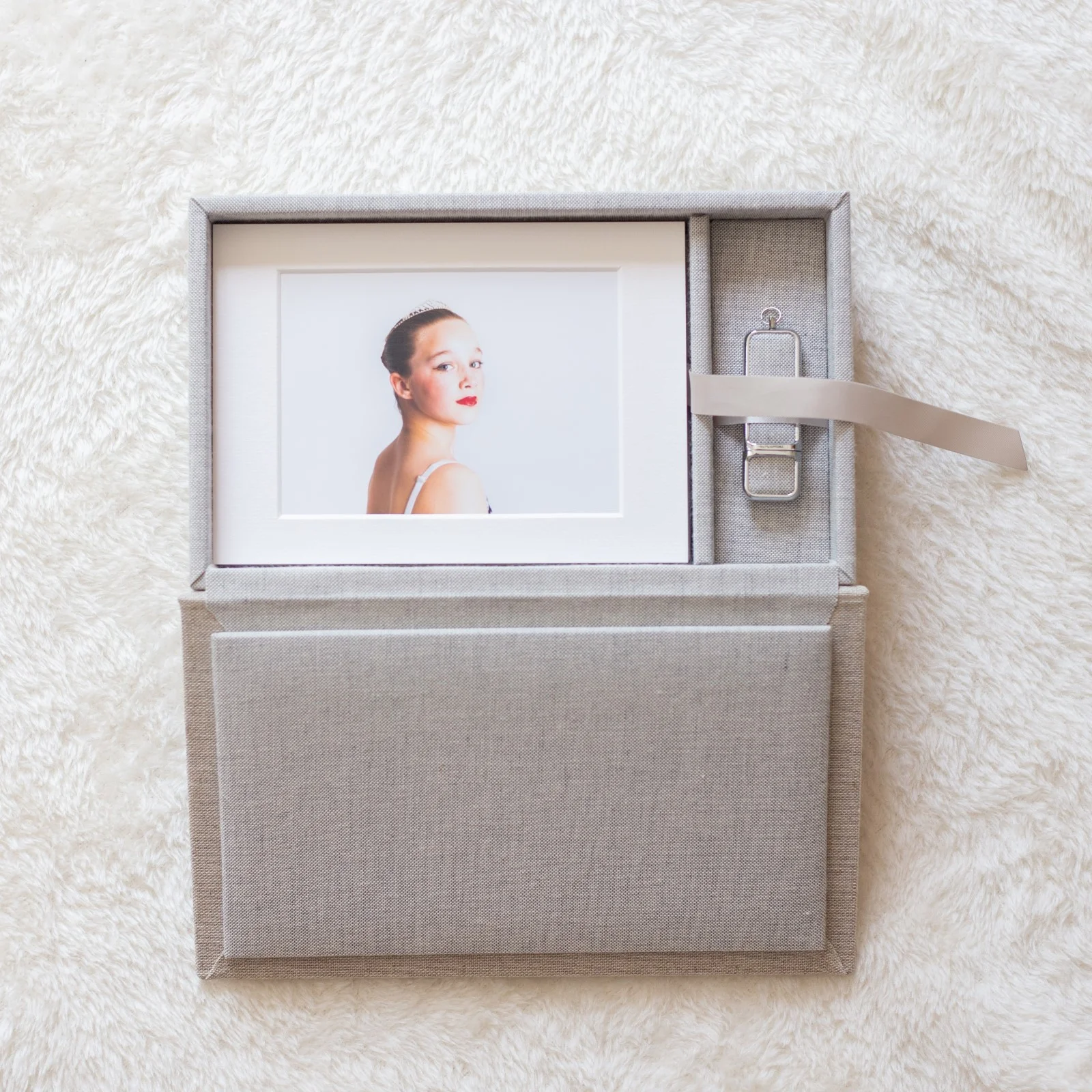 Folio Boxes (12) (Custom).jpg