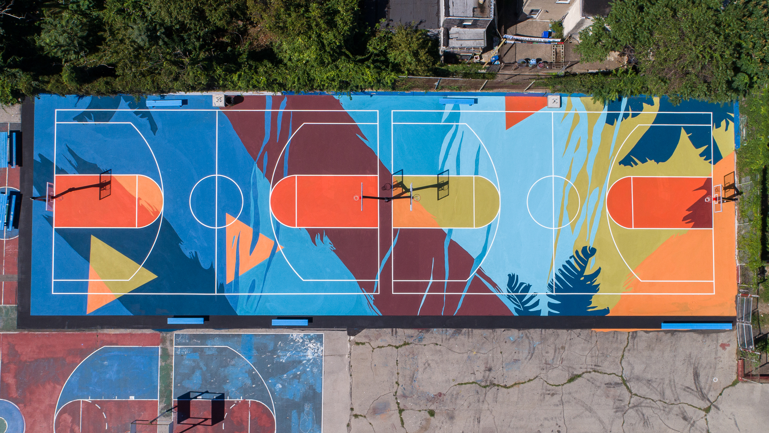 Разрисованное баскетбольная площадка