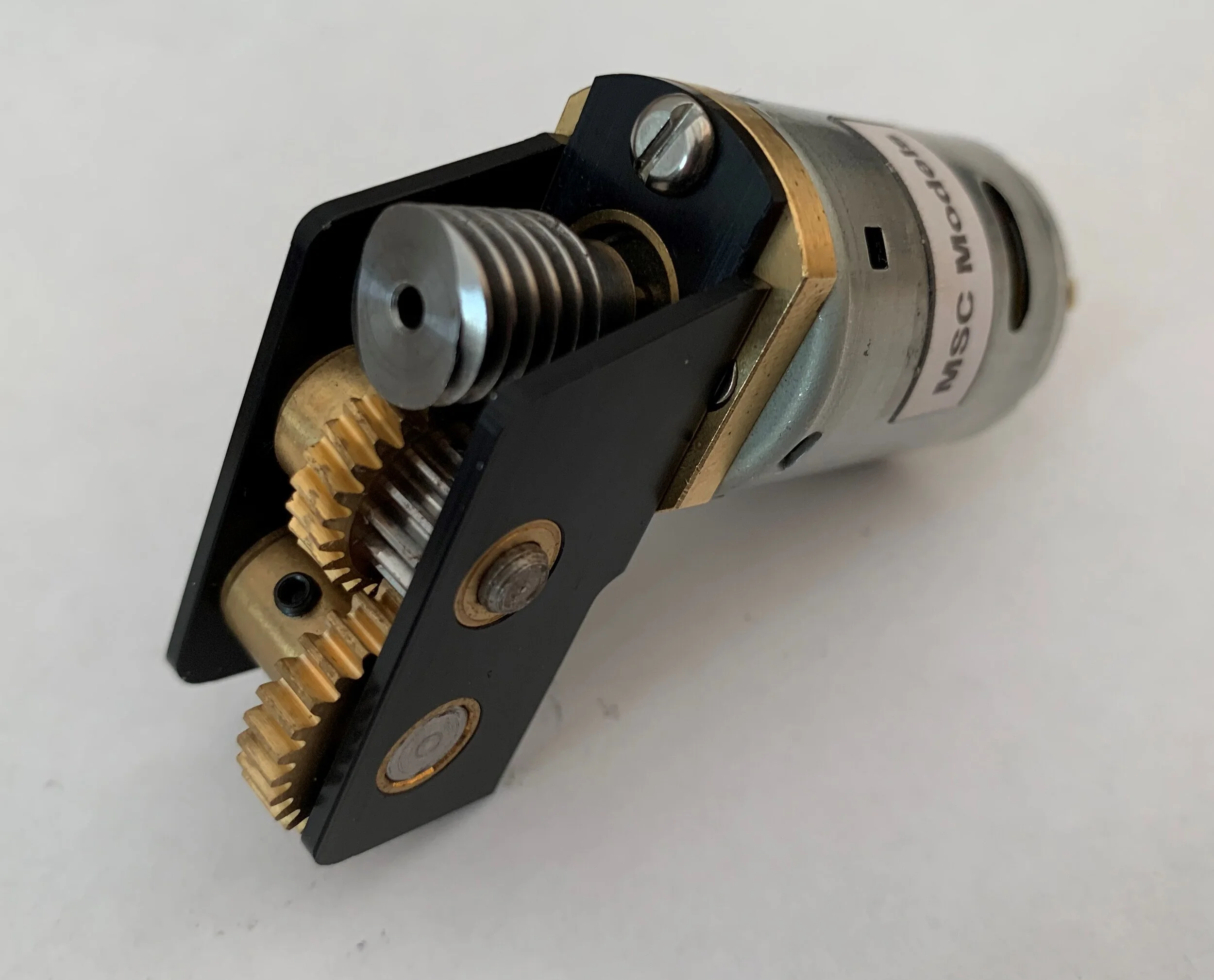 JH DR 25:1 G1 - JH Motor for Gauge 1 with 25:1 Double Reduction Gearbox 1/4