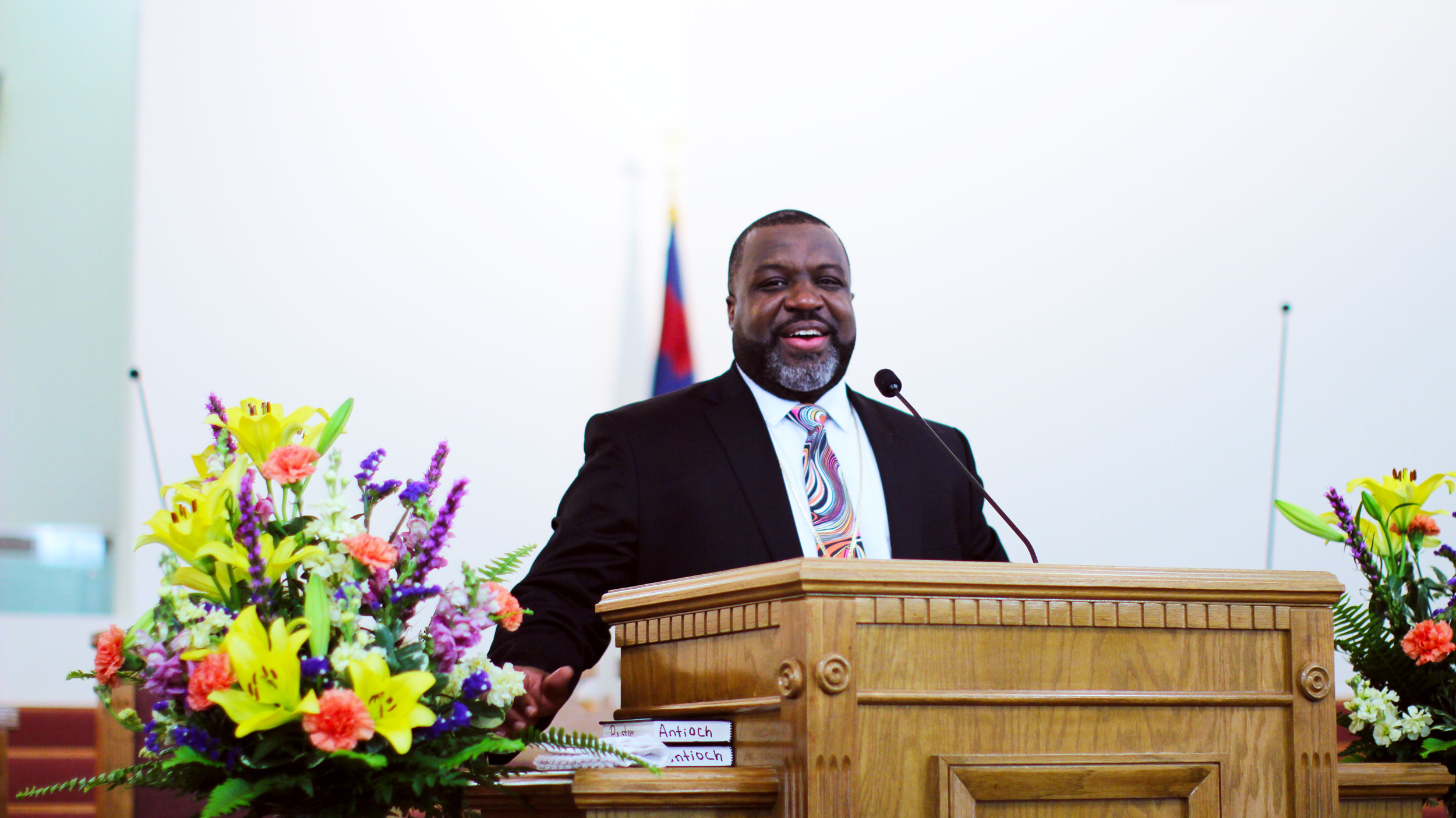  Dr. Tyler V. Hardeman, Pastor 
