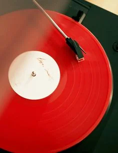 red_vinyle.jpg
