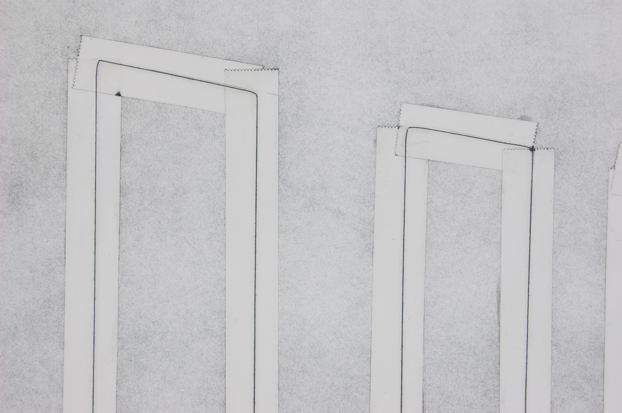 (detail)