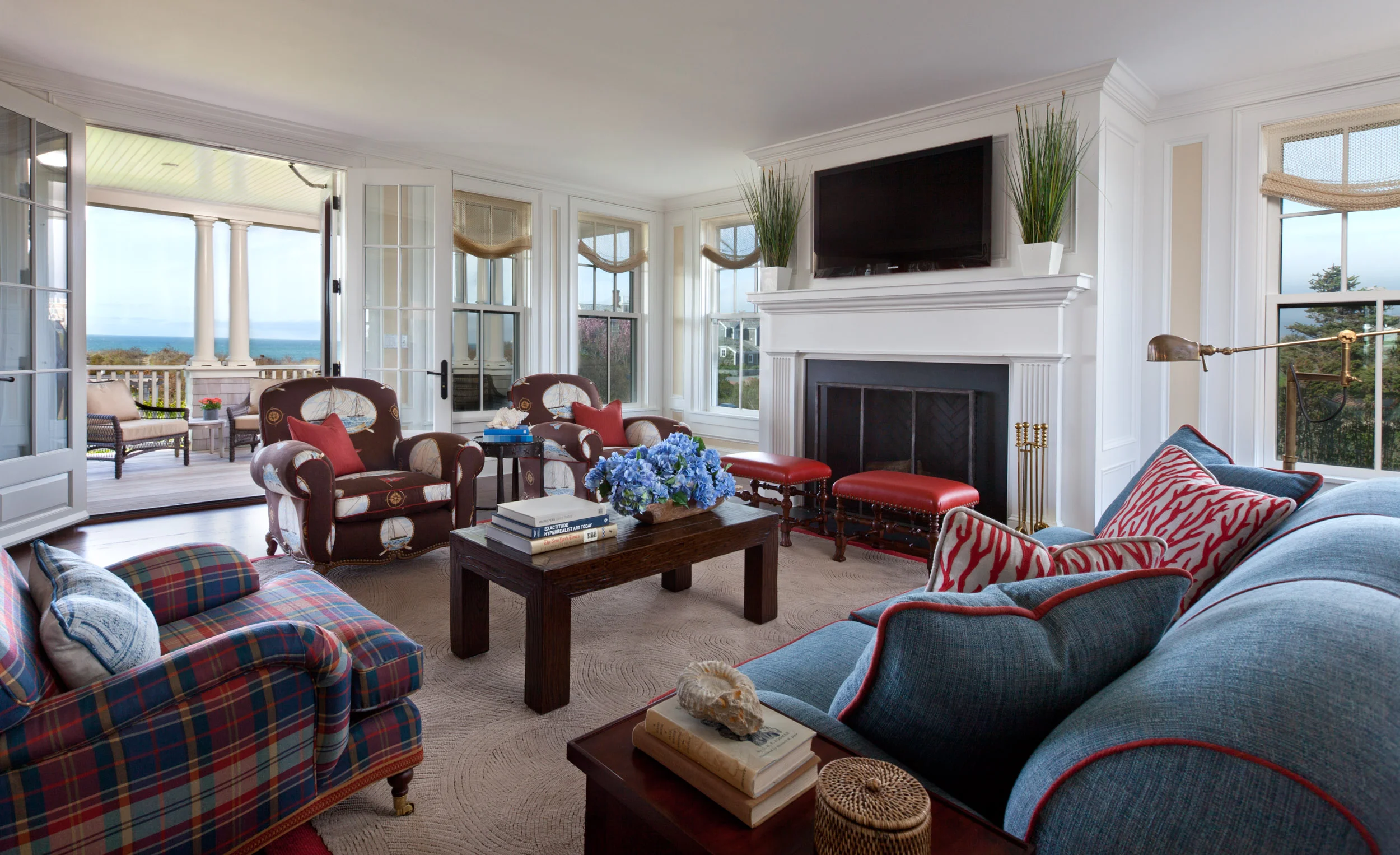Nantucket-house-living-room-2-interior-design.jpg