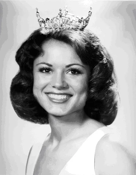 1975 Betty JoAnn Hupfer