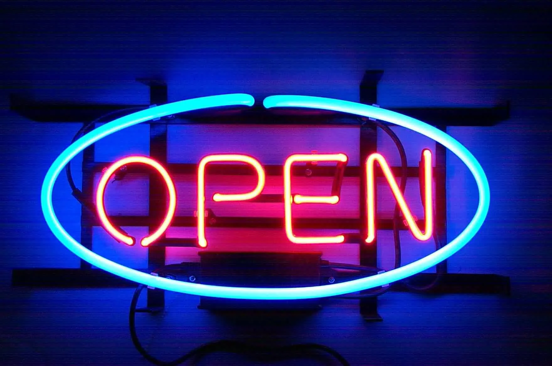 Neon_Signs__LED_Signs__Backlite_Signs__Neon_Clock.jpg