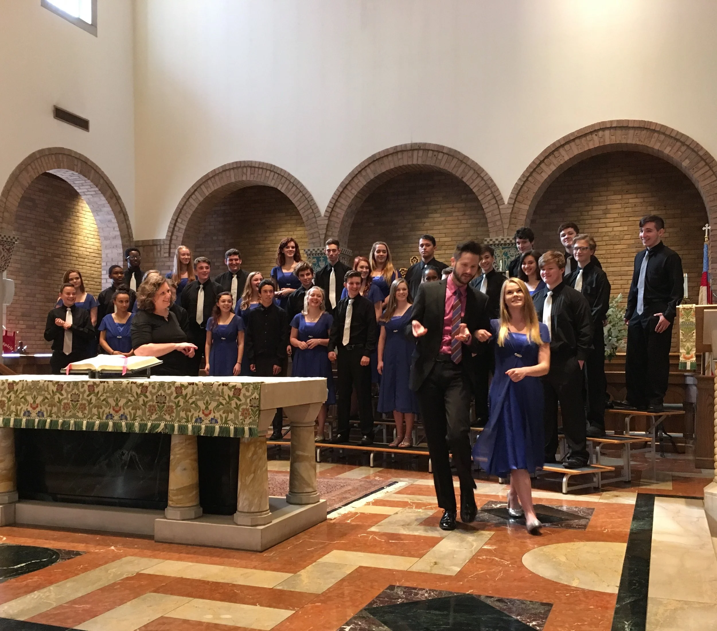 Countertenor Kory Reid in a high school workshop in Tennessee.