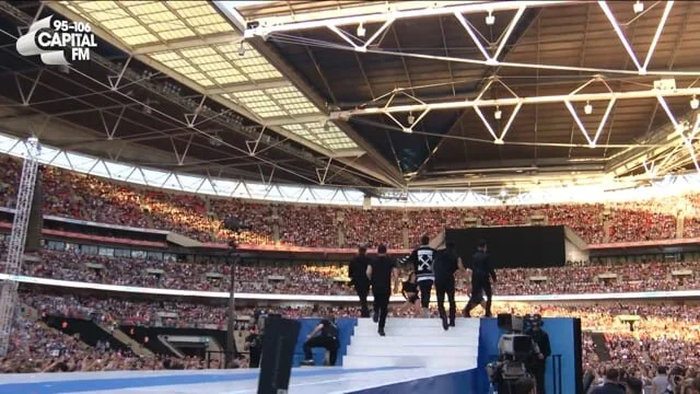 LIAM PAYNE “STRIP THAT DOWN” SUMMERTIME BALL 2017 PERFORMANCE