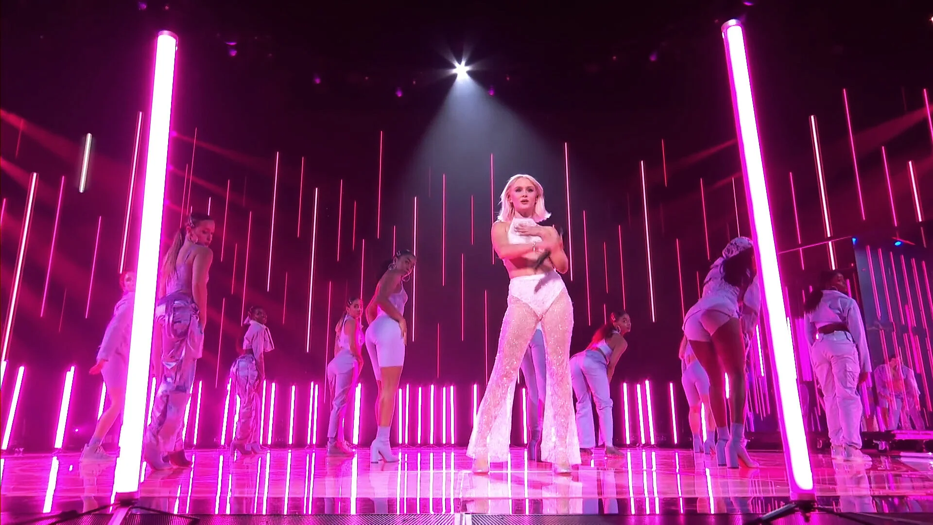 zara-stage.jpg