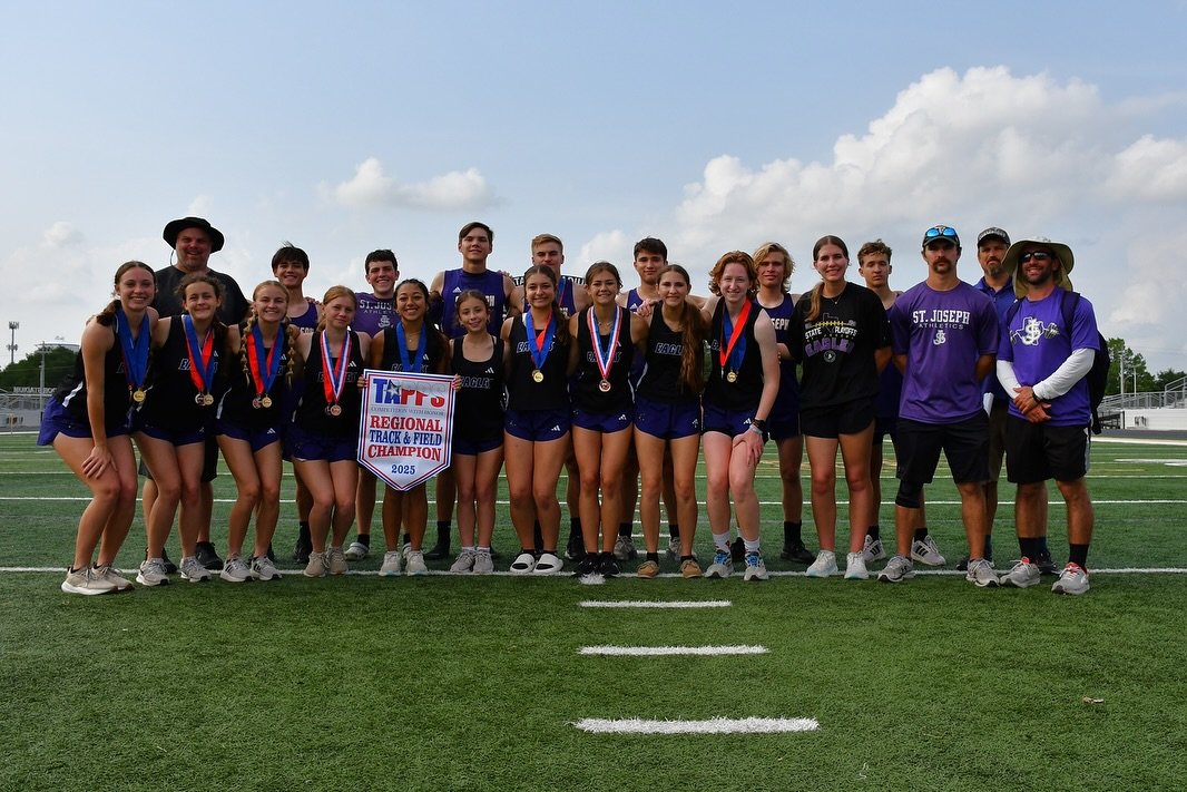 Regional Champions! 💪
The Lady Eagles captured the third Regional Championship in school history yesterday! It was a wild day with lots of ups and downs, sweat & tears but we walked away victorious as a team!
They also set school records in t