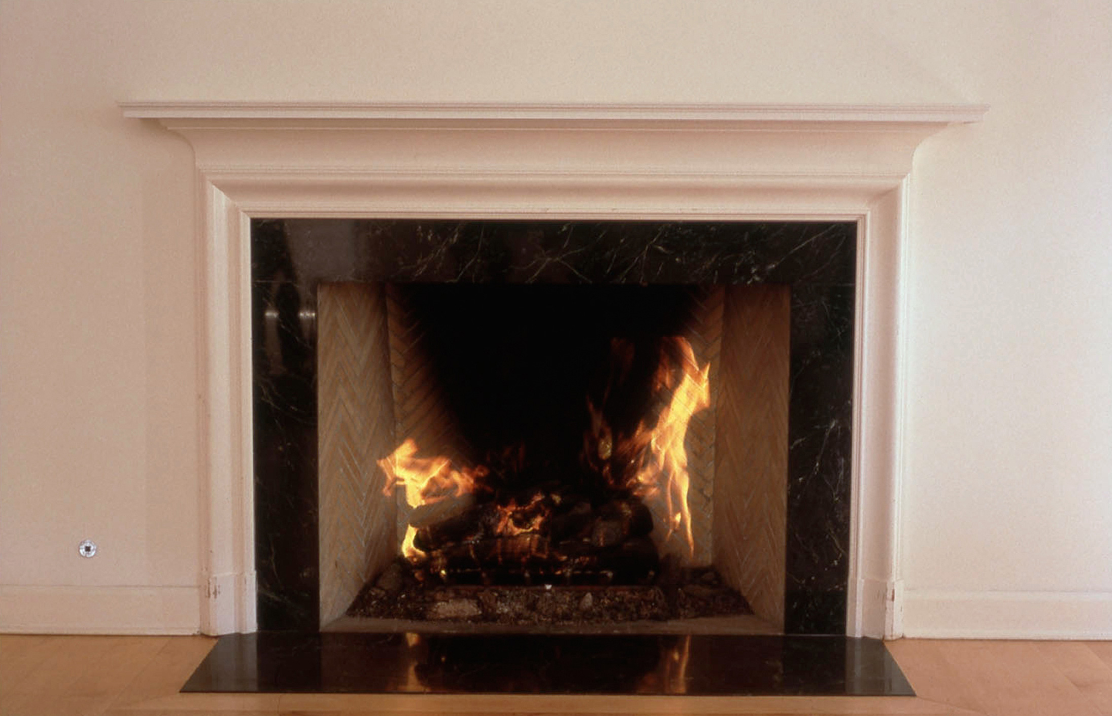 fireplace1 copy.jpg