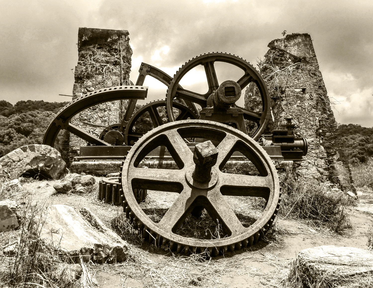 asugarmill.bw.jpg