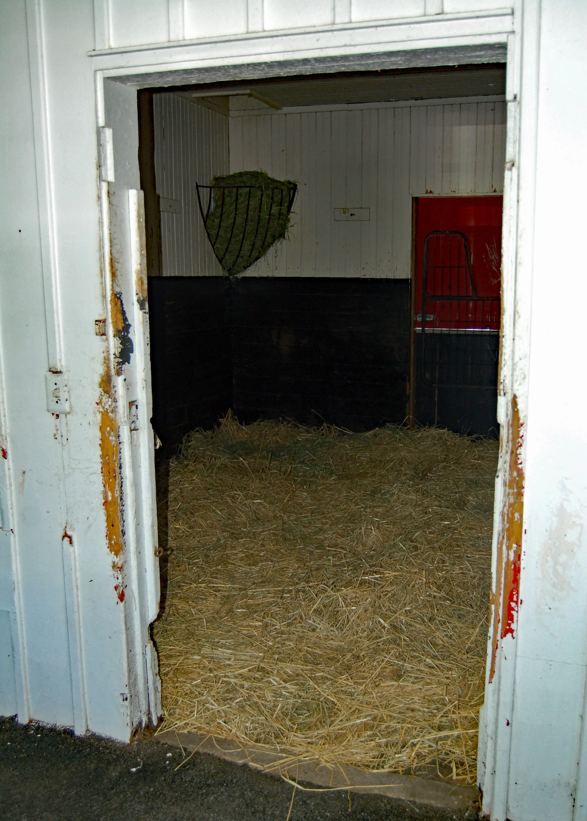 004-Native Dancer's Stall.JPG