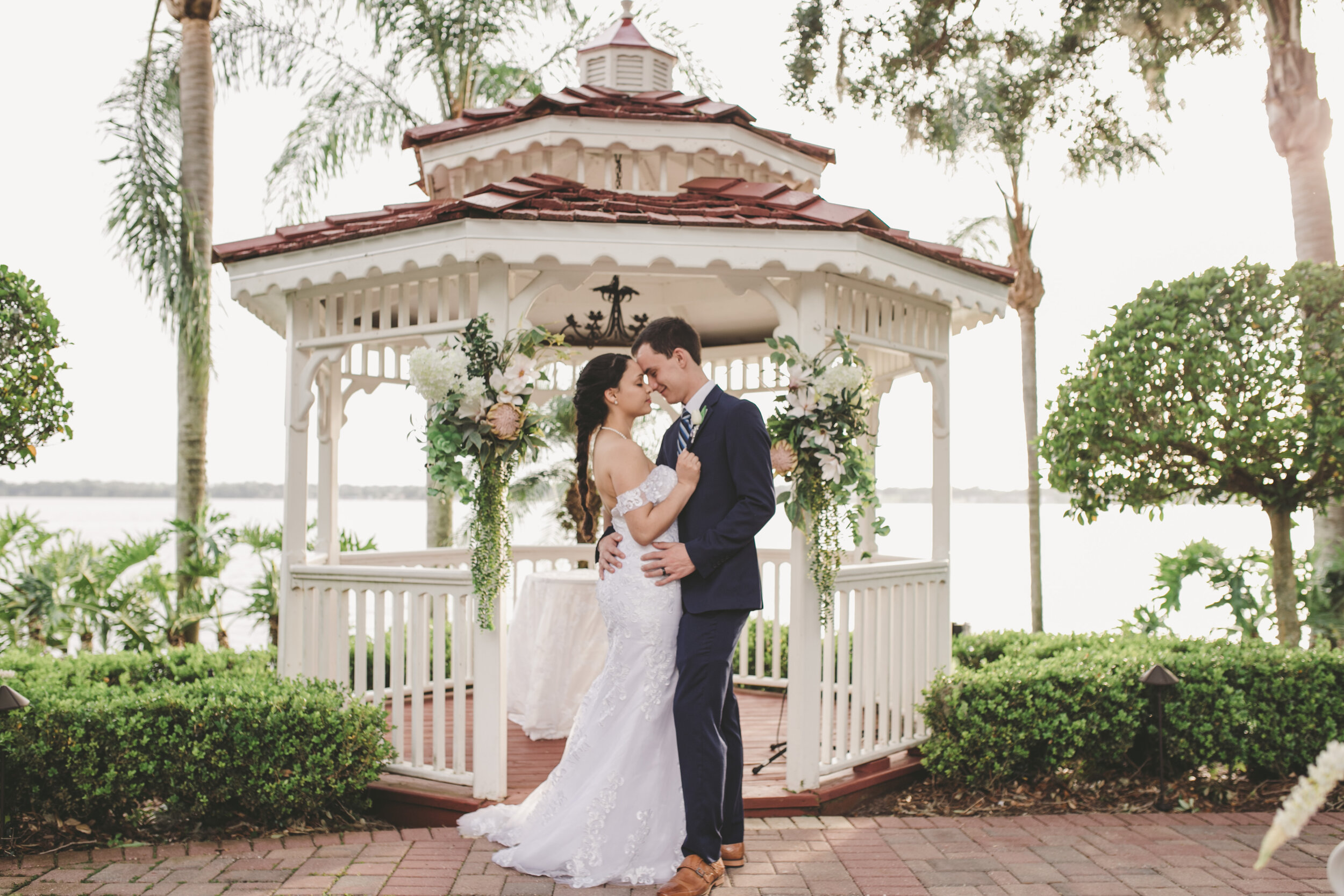 Wedding at Town Manor on the Lake in Auburndale, FL