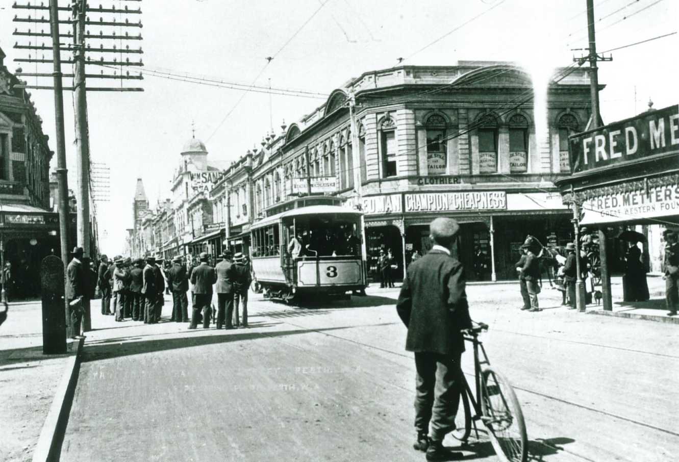 opening_day_perth_tramway_1899.jpg