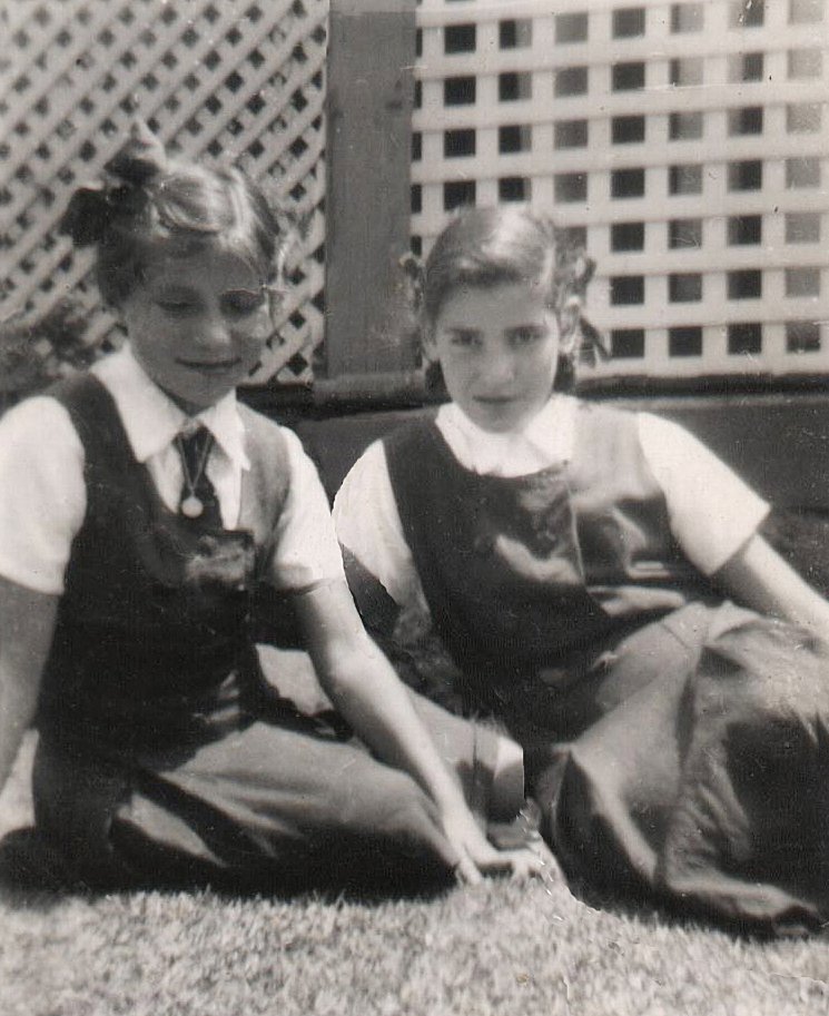  Sophia (left) with Felicity Vassallo, 1954. Photo courtesy Sophia Gatti (Wisniewska 1960). 