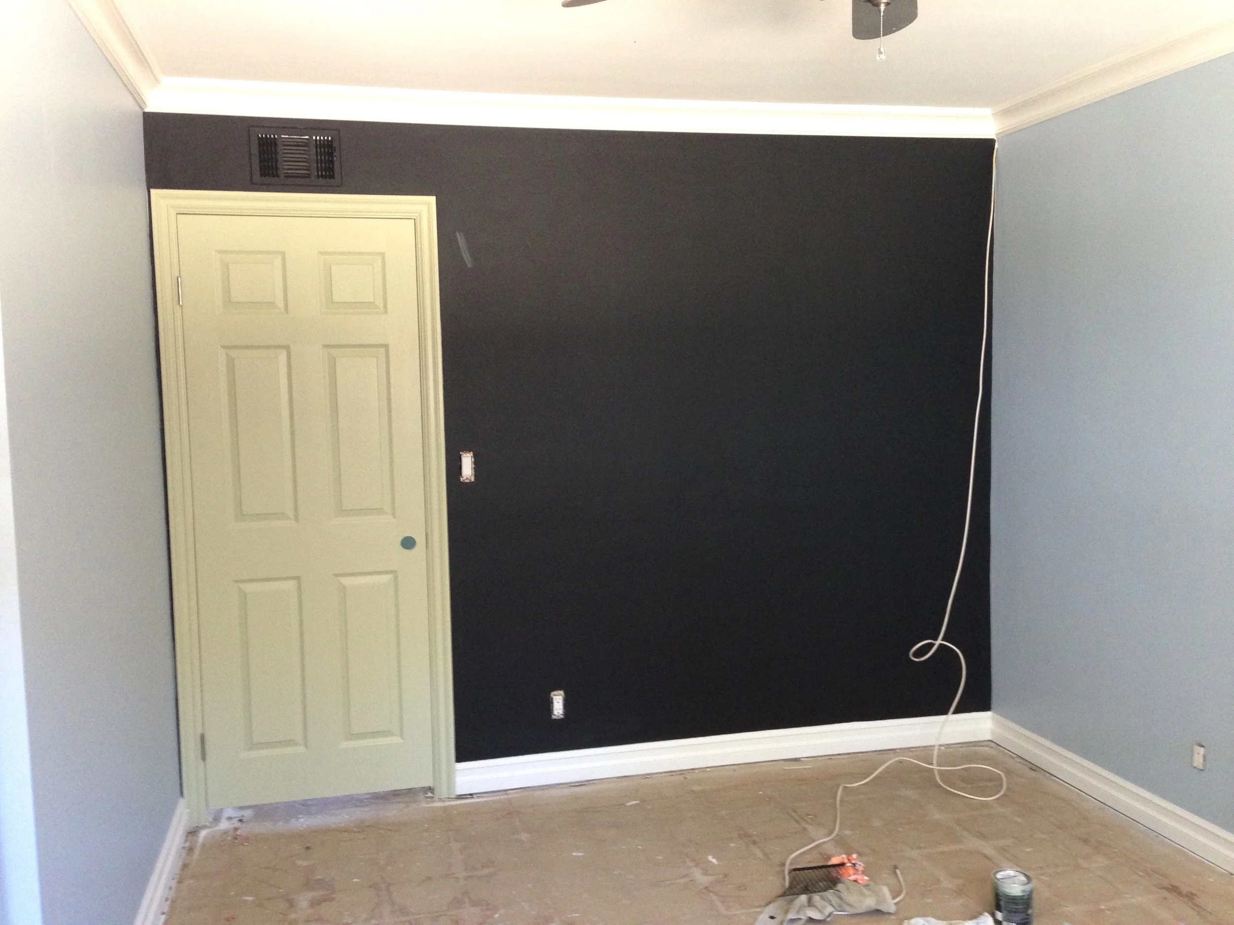 BM Black Chalkboard Paint, F&B Cooking Apple Green Door