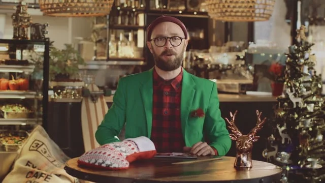 Grab A Seat CONTENT | Seta Claus | Director Mikee Carpinter