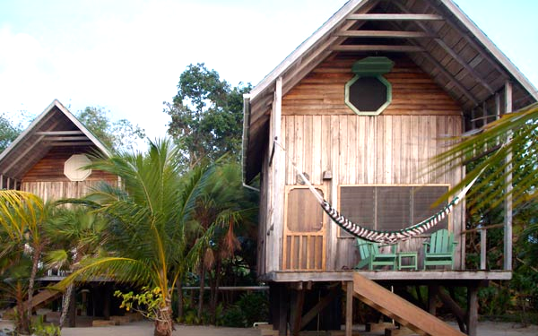 beachhouse-greenwhite.jpg