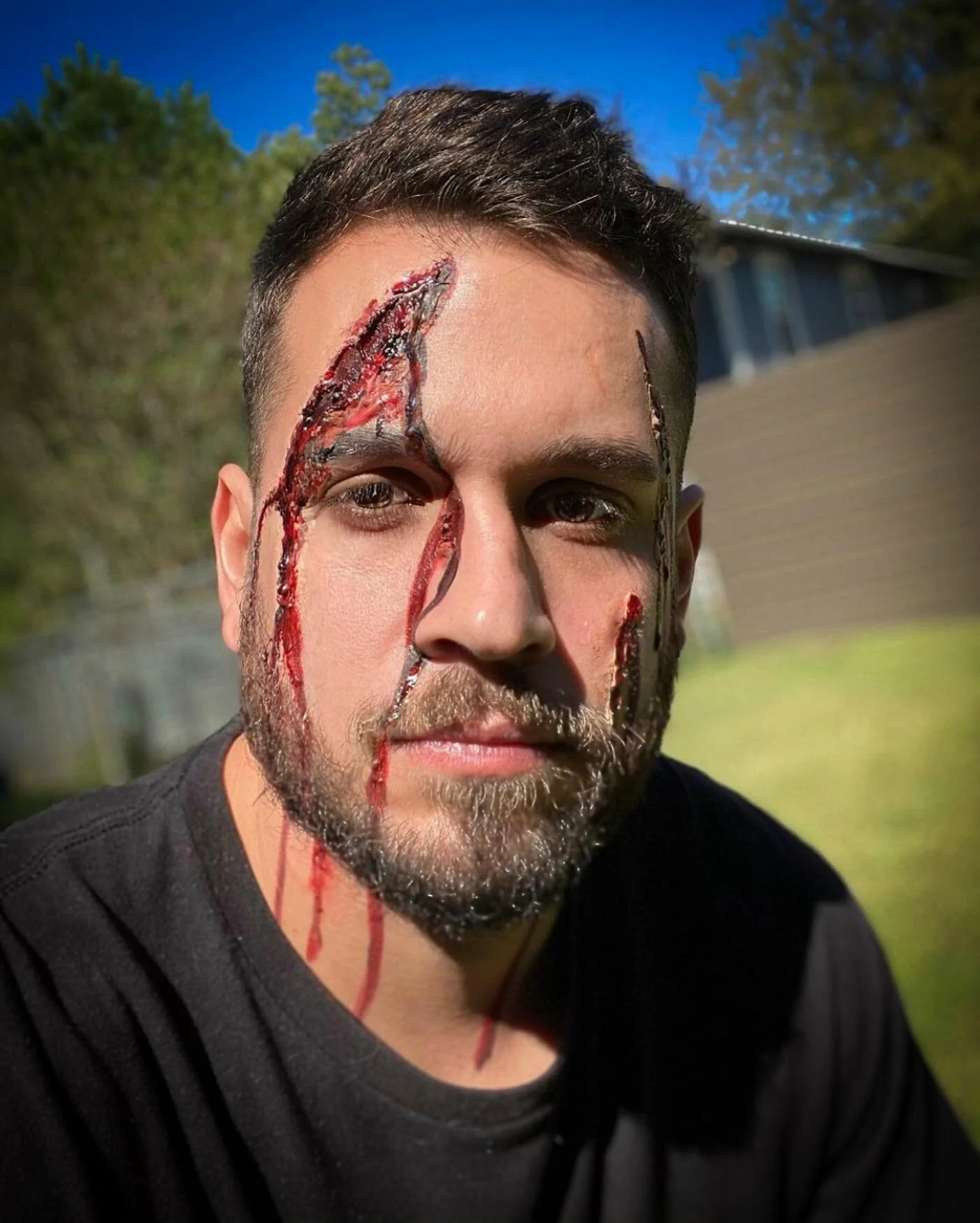 Always fun doing spooky looks on this fella. π Happy Halloween! @itsjablesdude