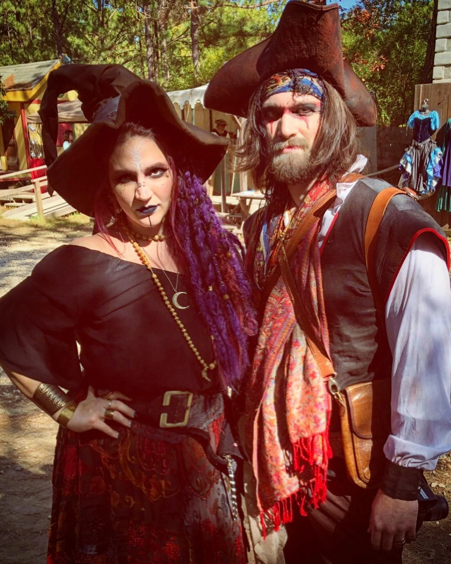 Family fun at the Louisiana Renaissance Festival! 
This witch loves her pirate. π€π€π€