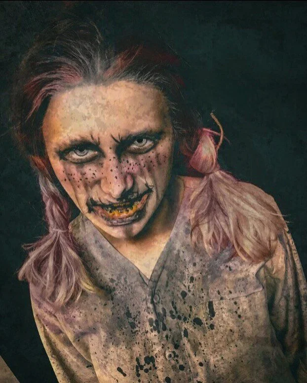 I tried a little @svenpuss inspired look on my last Hellevator scare of the season, at the 13th Gate. π€π€π€ Now to work on costuming for a few freaky things I have coming up. π€ #staycreepy