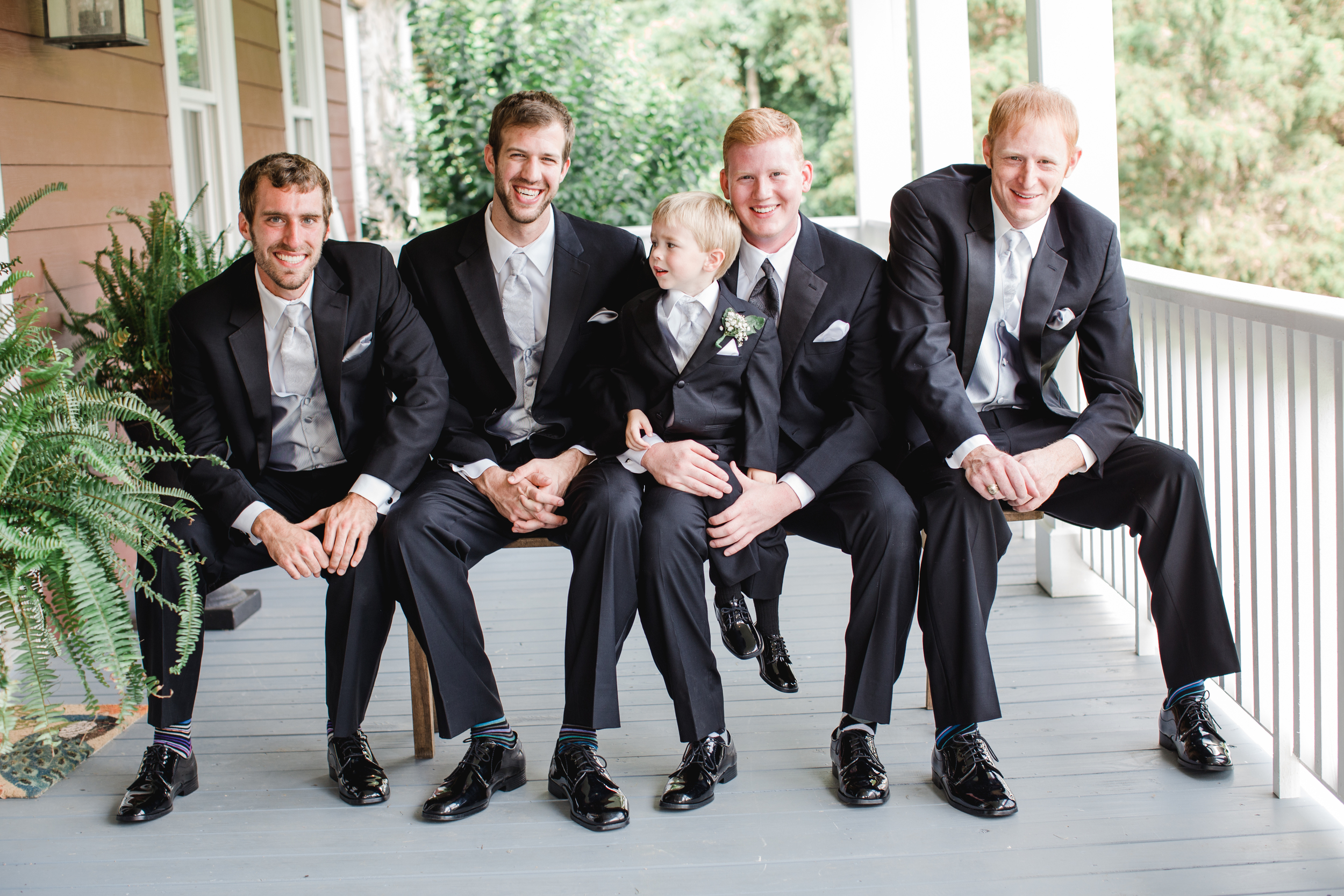 AMGroomGroomsmen-35.jpg